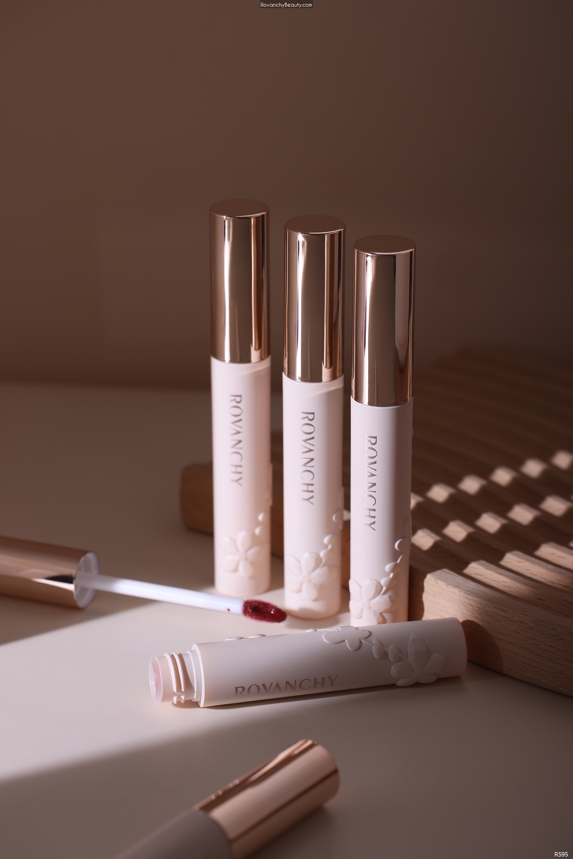 R595 Son Kem Lì FLOWER WATERY Lên Màu Chuẩn, Bền Môi, Không Trôi – Lip Glaze Căng Bóng, Dưỡng Ẩm_thumbnail_4