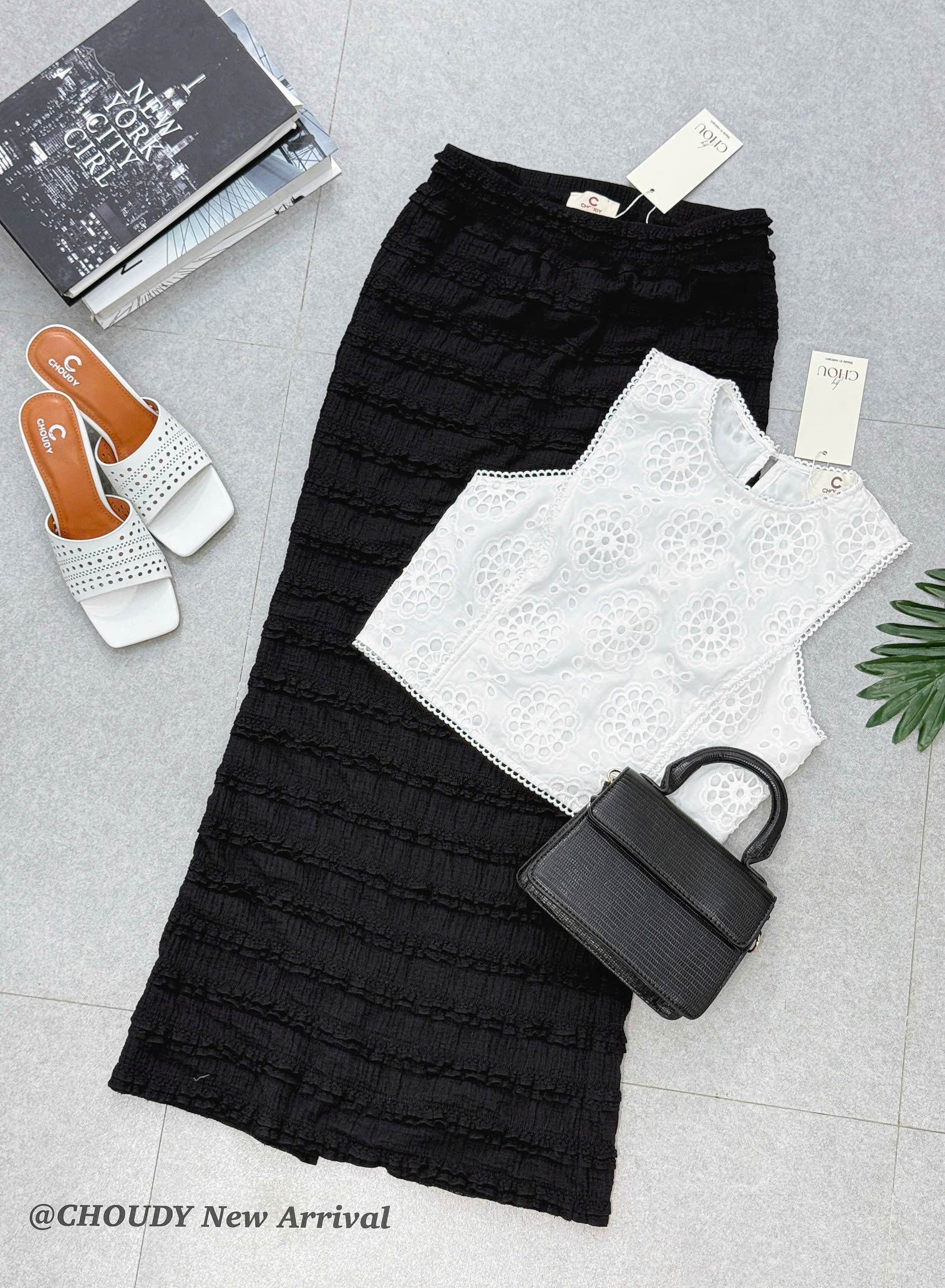 U187 CHÂN VÁY 2 MÀU_thumbnail_1