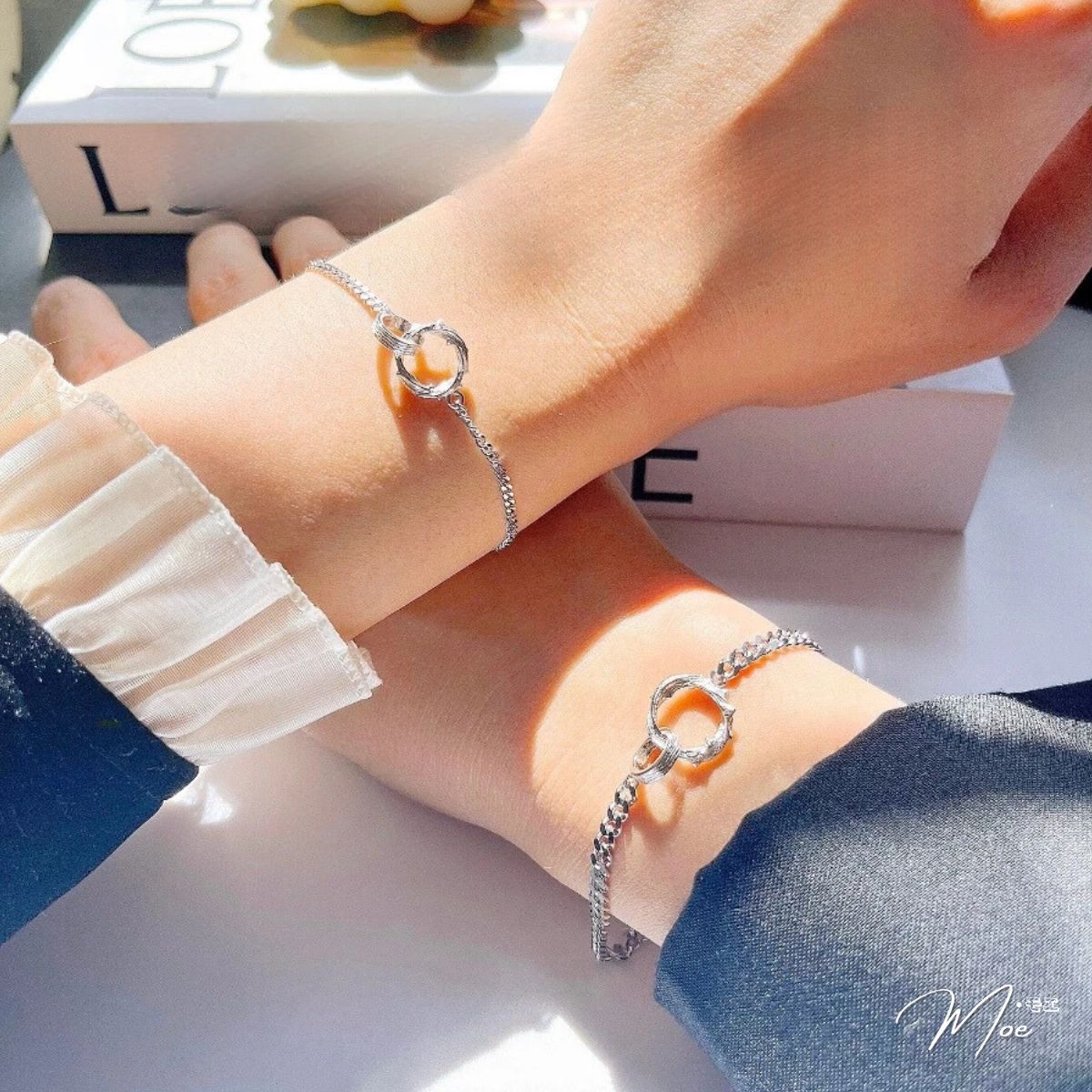 ĐT44 - Lắc tay đôi tròn lồng gai vĩnh cửu_thumbnail_3