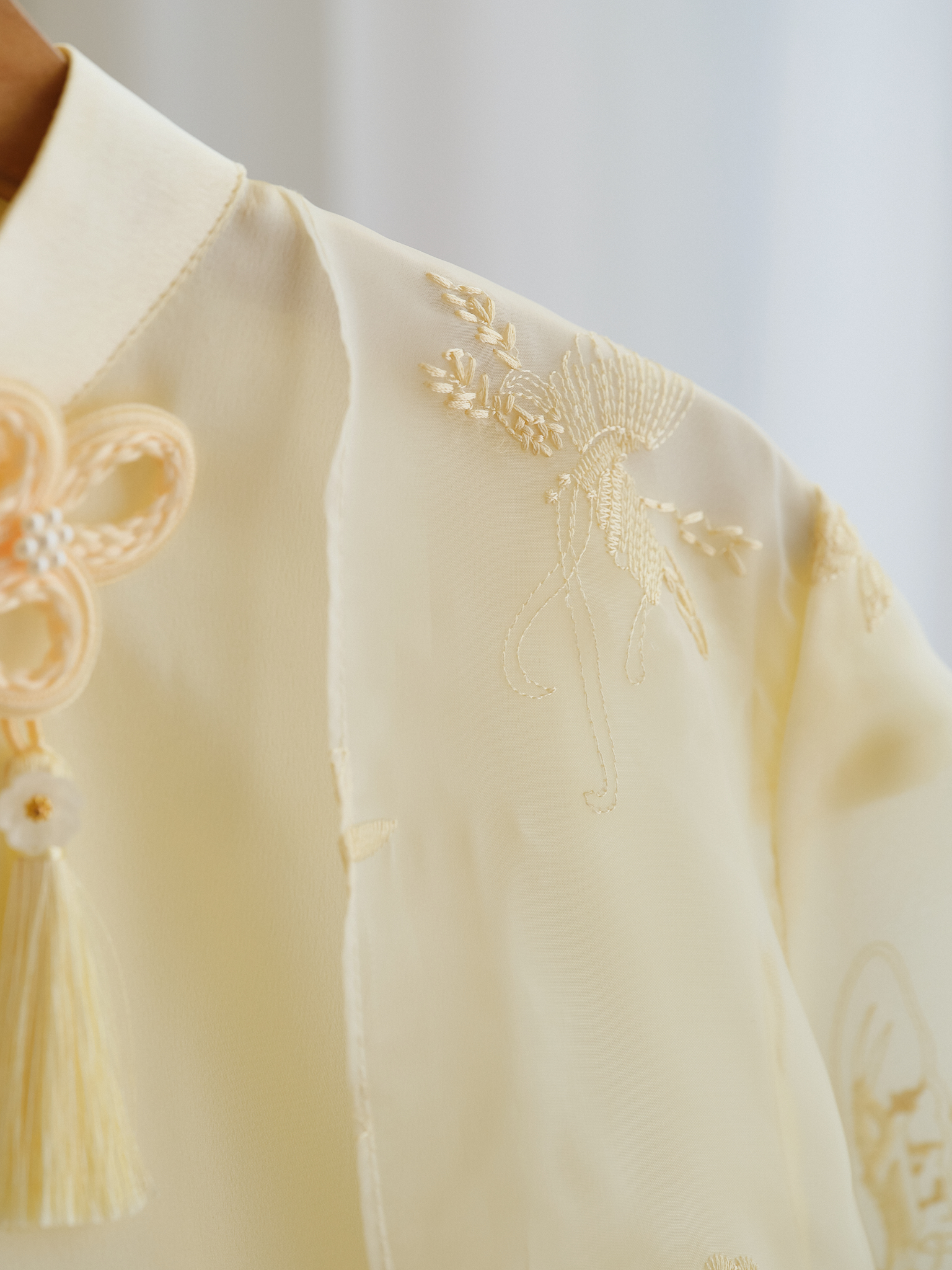 Áo dài Thục Huệ_thumbnail_7