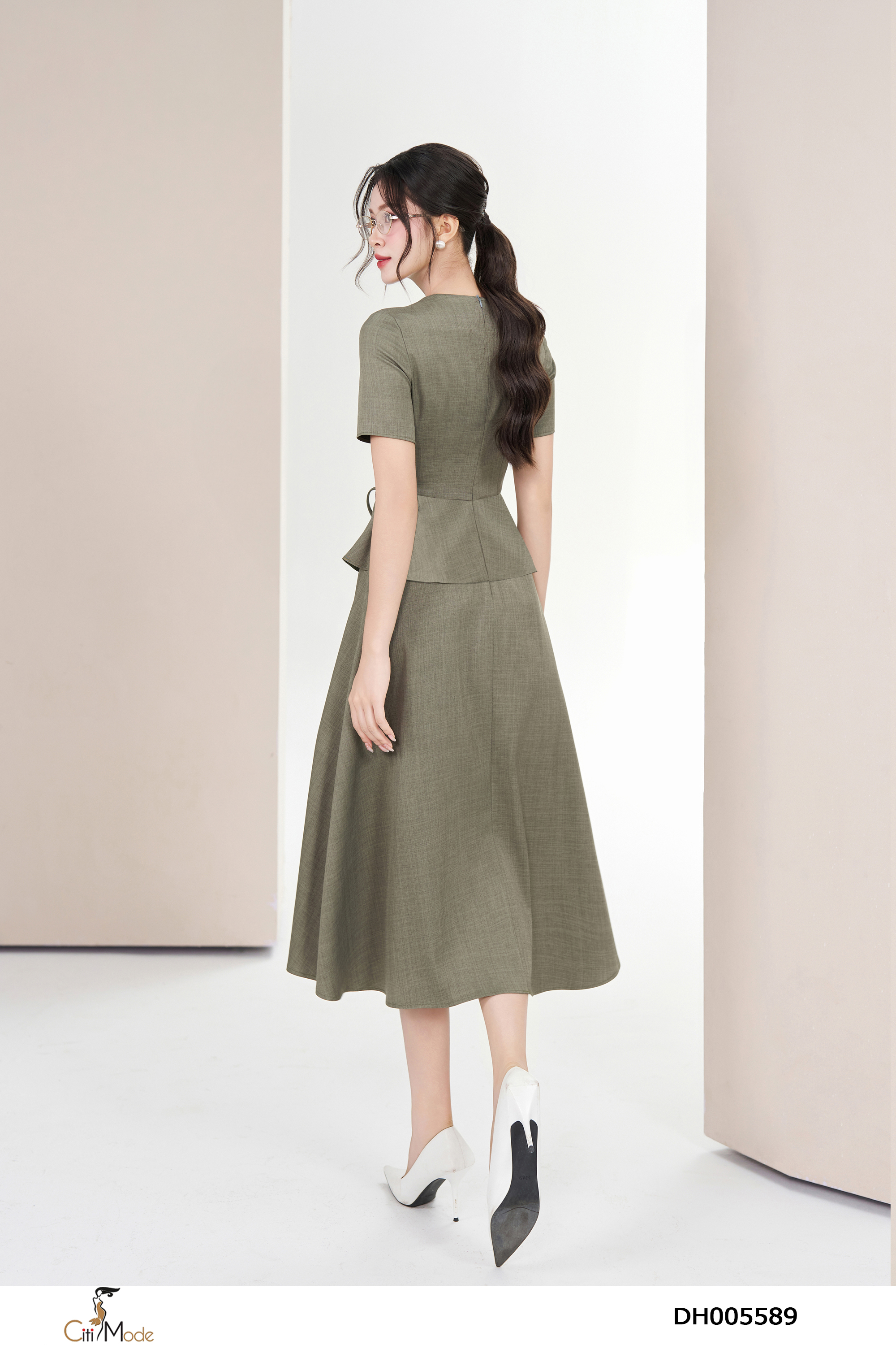 Đầm xòe peplum eo cách điệu tắt nơ cổ tròn tay cọc