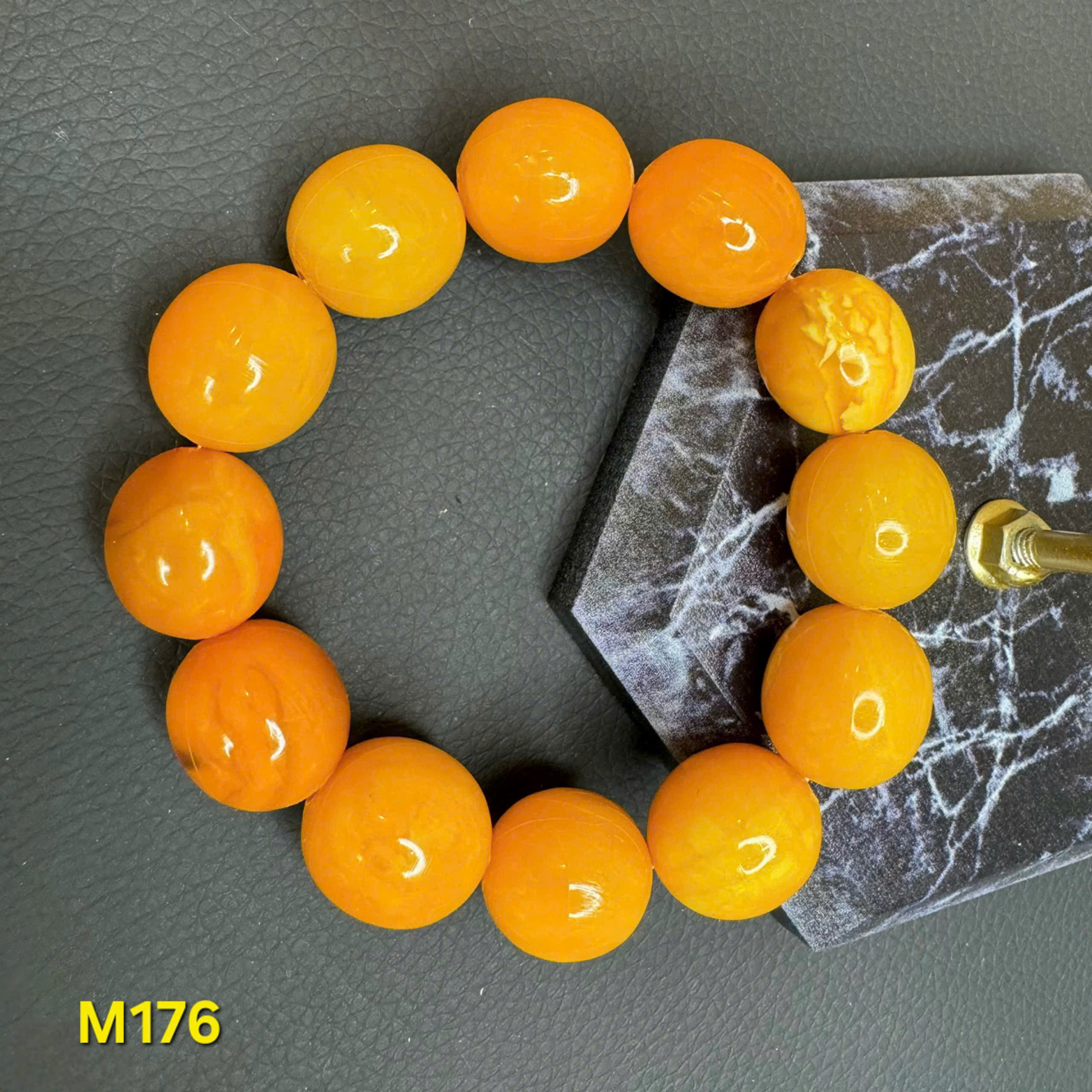 Lắc Tay Mật Lạp Cổ - M176