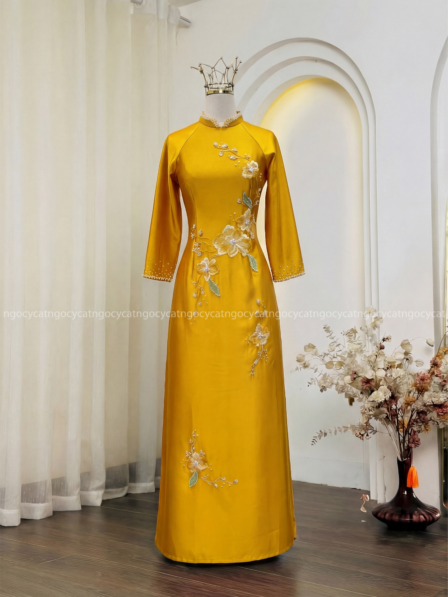 Áo Dài Bà Sui Màu Vàng Thêu Hoa Mai 