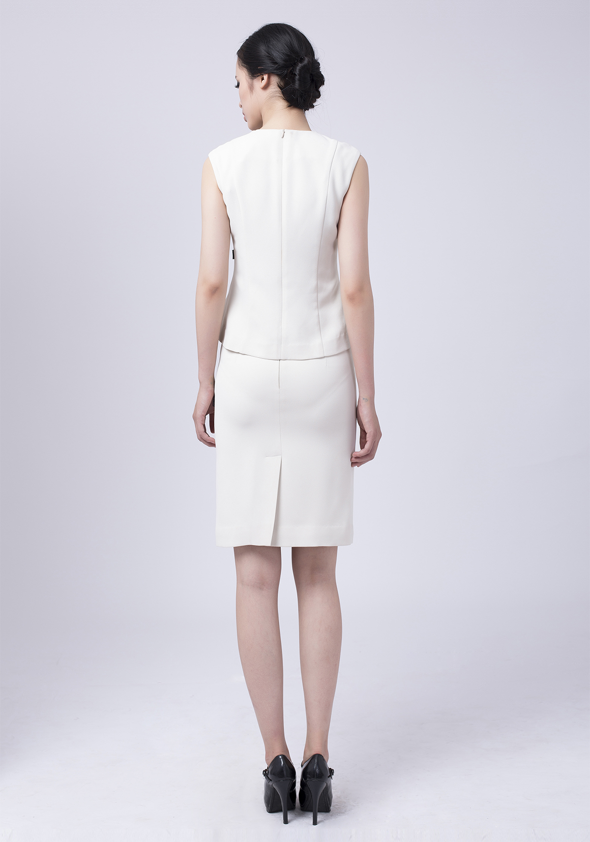 Bộ Áo và chân váy Juyp vải Tuytxi trắng_thumbnail_2