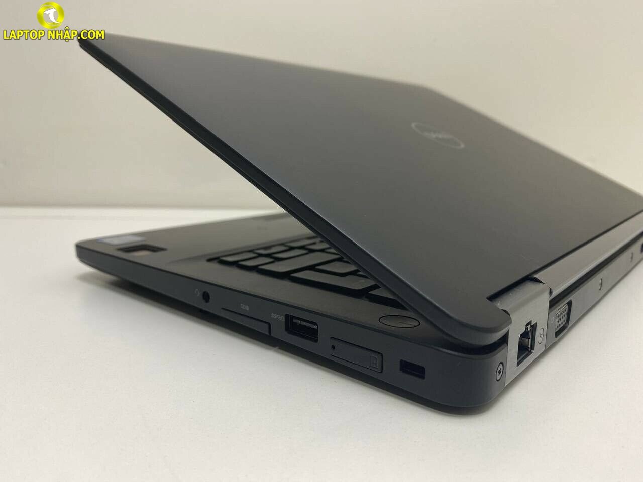 Laptop Dell Latitude E5270 i5 thế hệ 6, màn Cảm Ứng, Ram8G, Ổ 256GSSD, Màn 12.5inch, nhỏ gọn 1,4kg