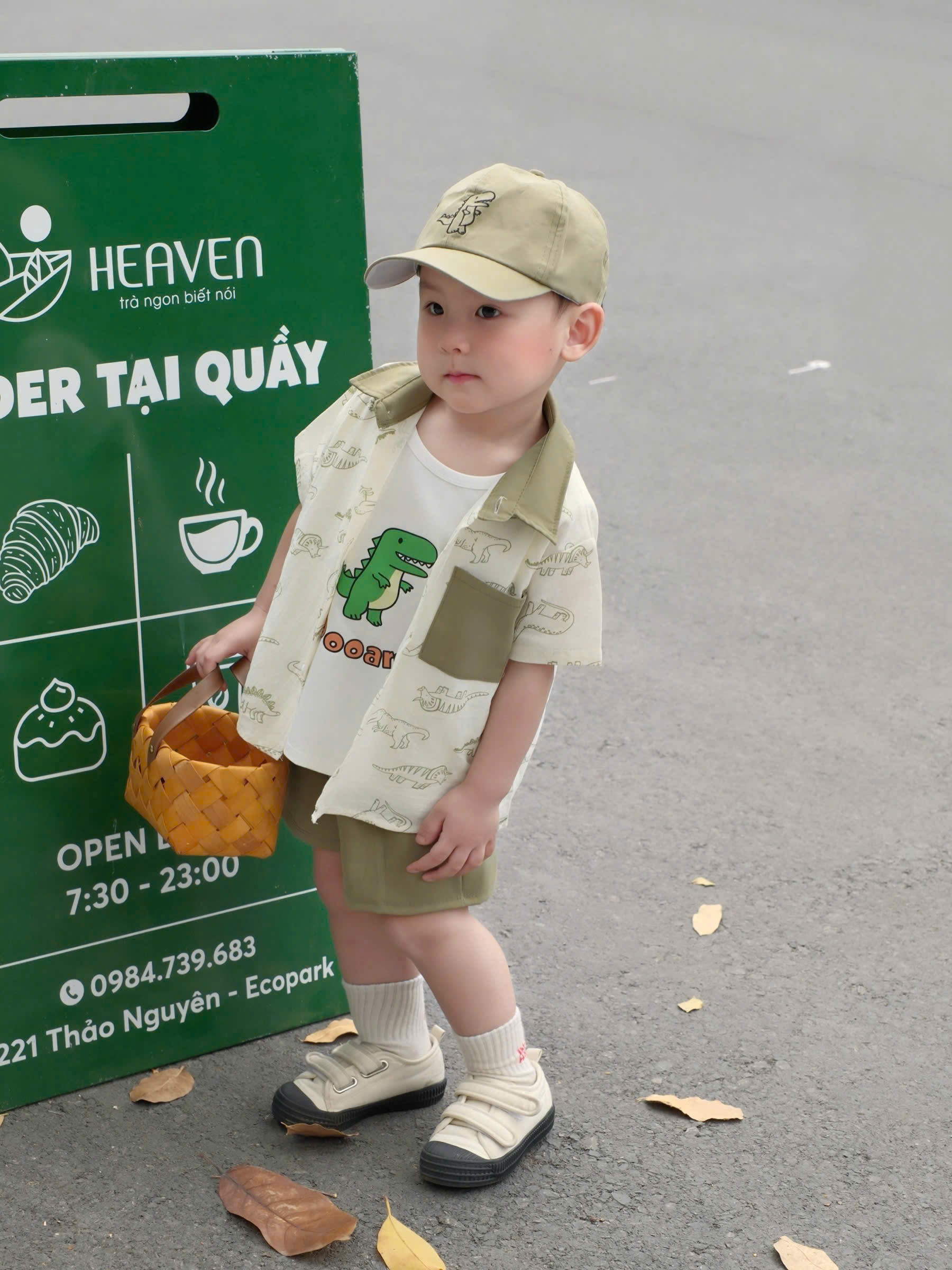 K35 SET 4 CT CỘC KHỦNG LONG ROOAR KÈM MŨ- A111.117