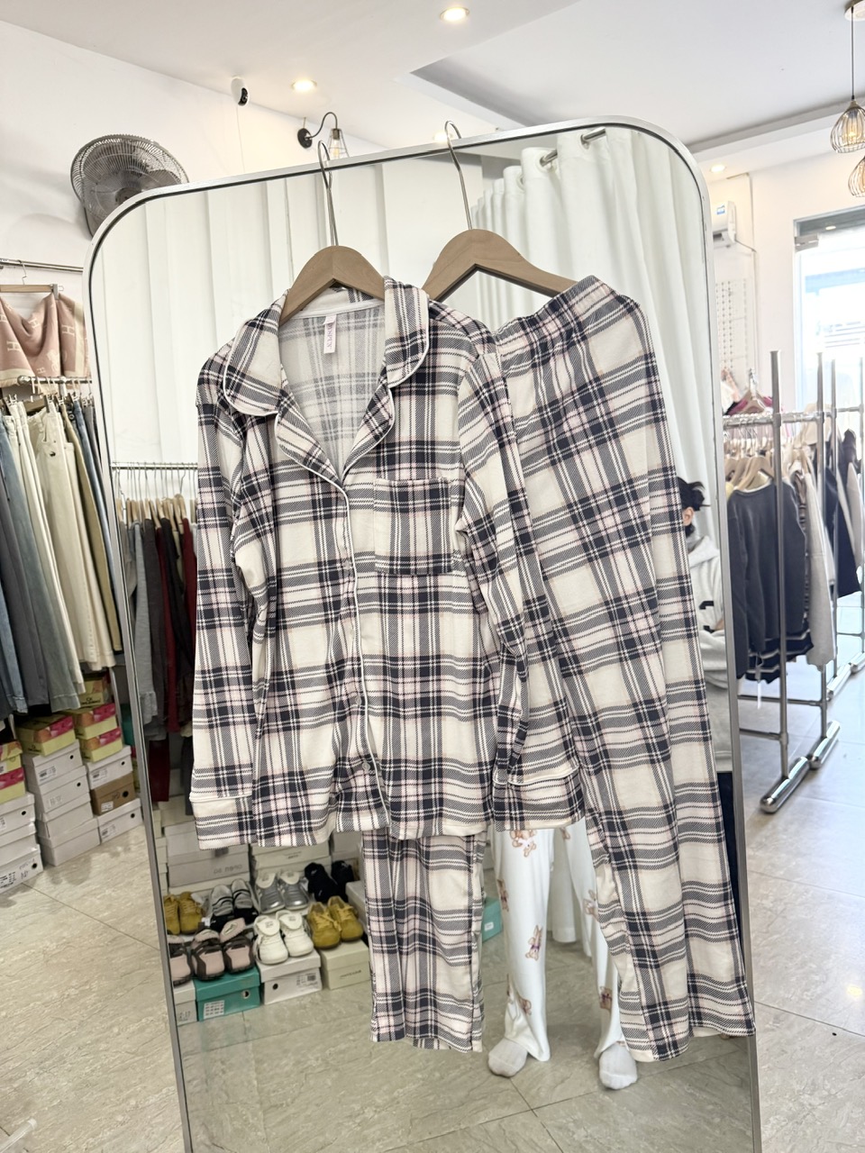 B287 BO NU JOY (L12-2)