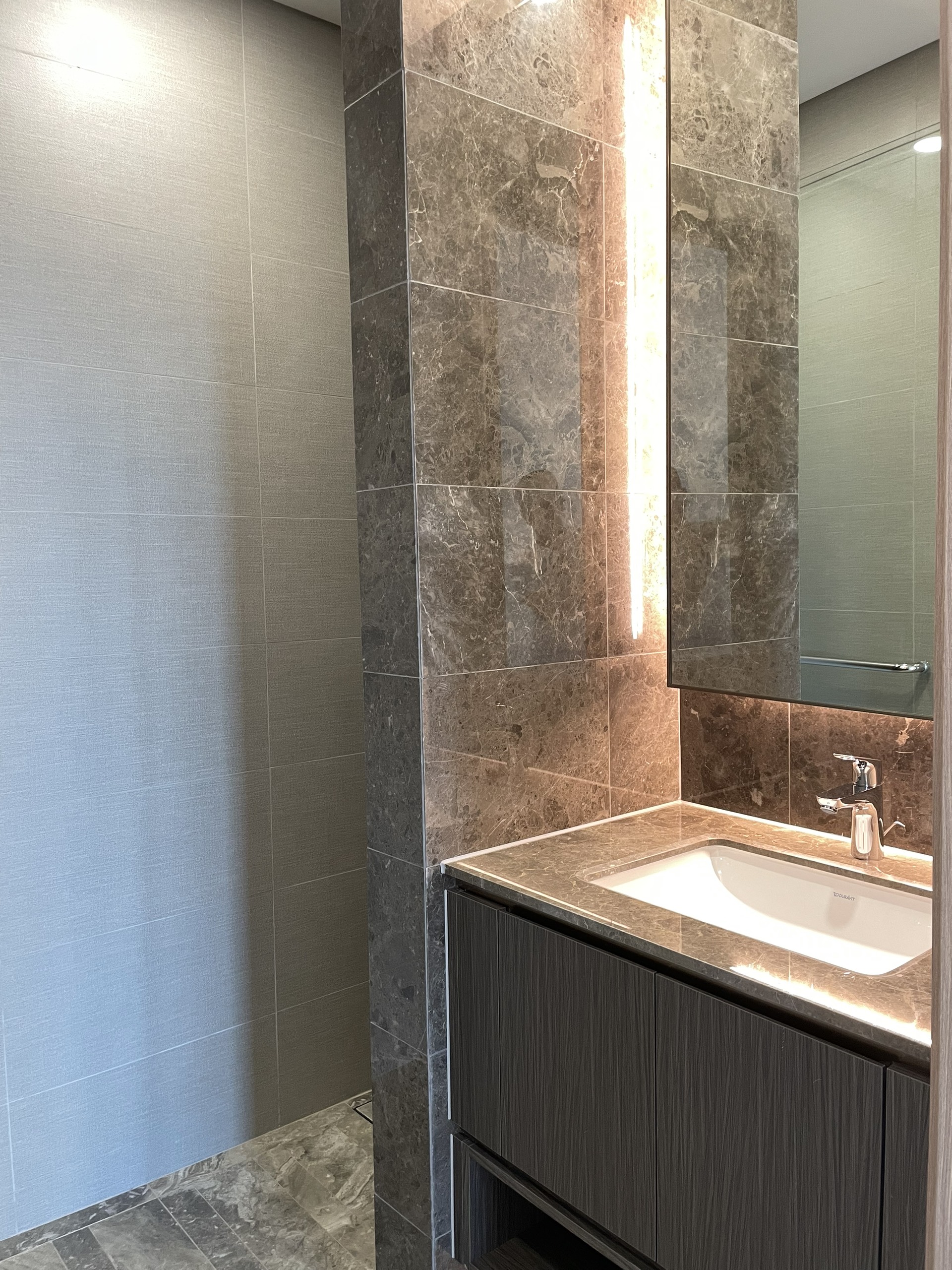 The River Thủ Thiêm cho thuê căn 2PN full chỉ 37tr/tháng giá siêu tốt