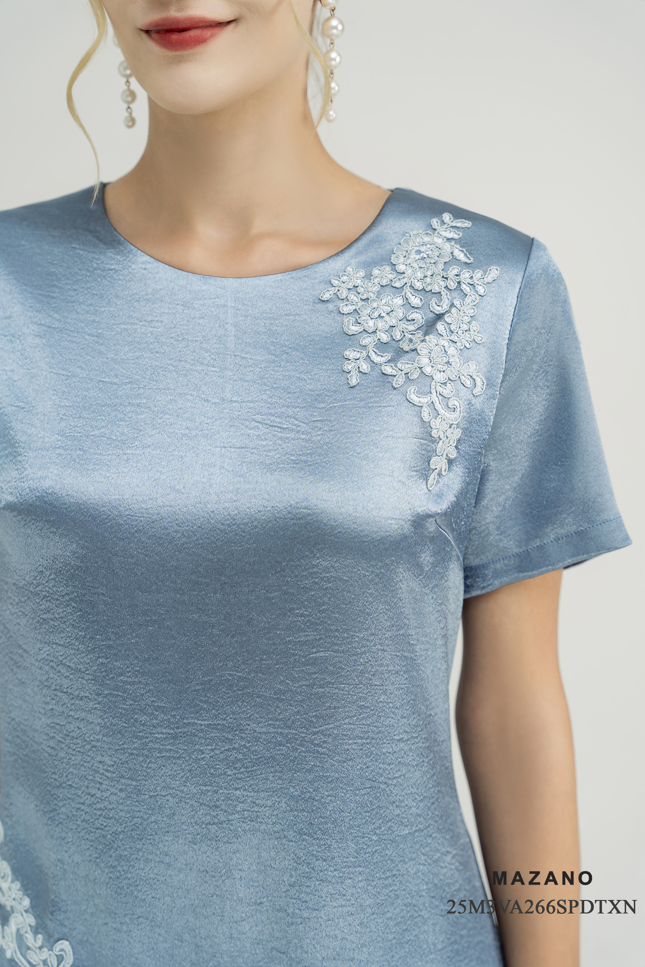 Váy Đầm Suông Vải lụa dày Trang trí ren thủ công Cổ tròn Tay ngắn Dài qua bắp chân_thumbnail_4