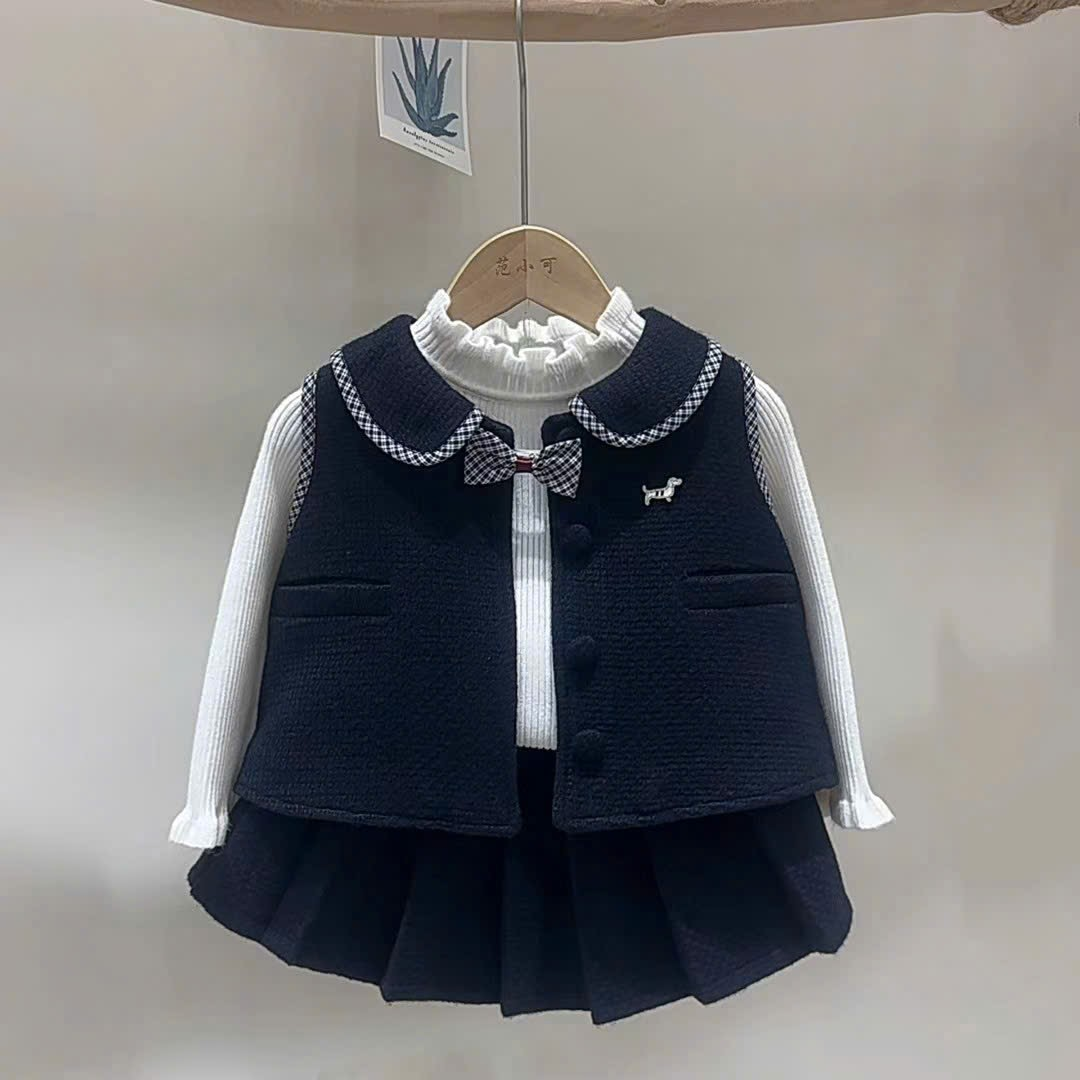 (S85) Set váy dạ xanh 3 chi tiết áo gile kèm váy xếp ly và áo len cổ bèo nơ trước ngực