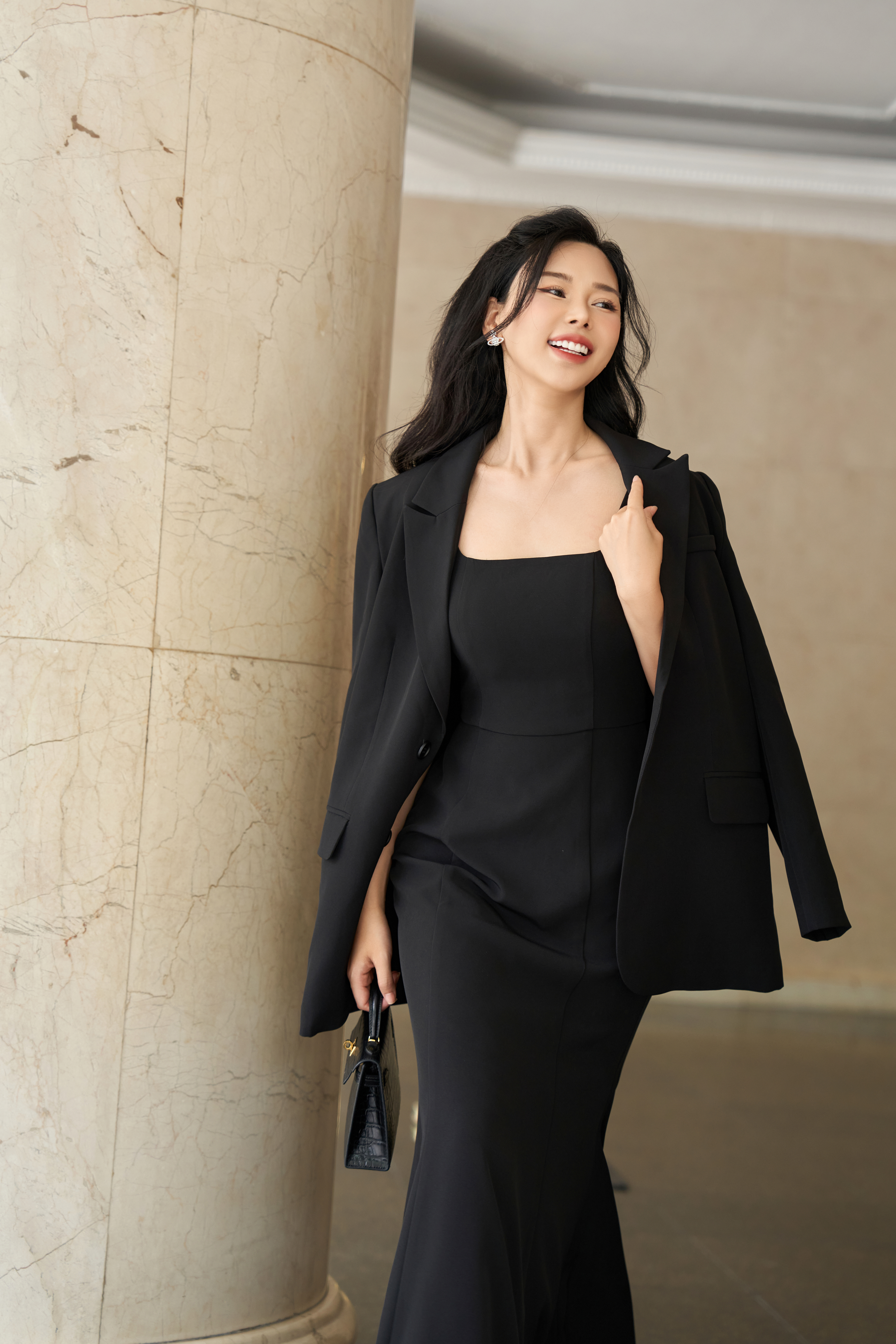 KATIE BLAZER_thumbnail_1