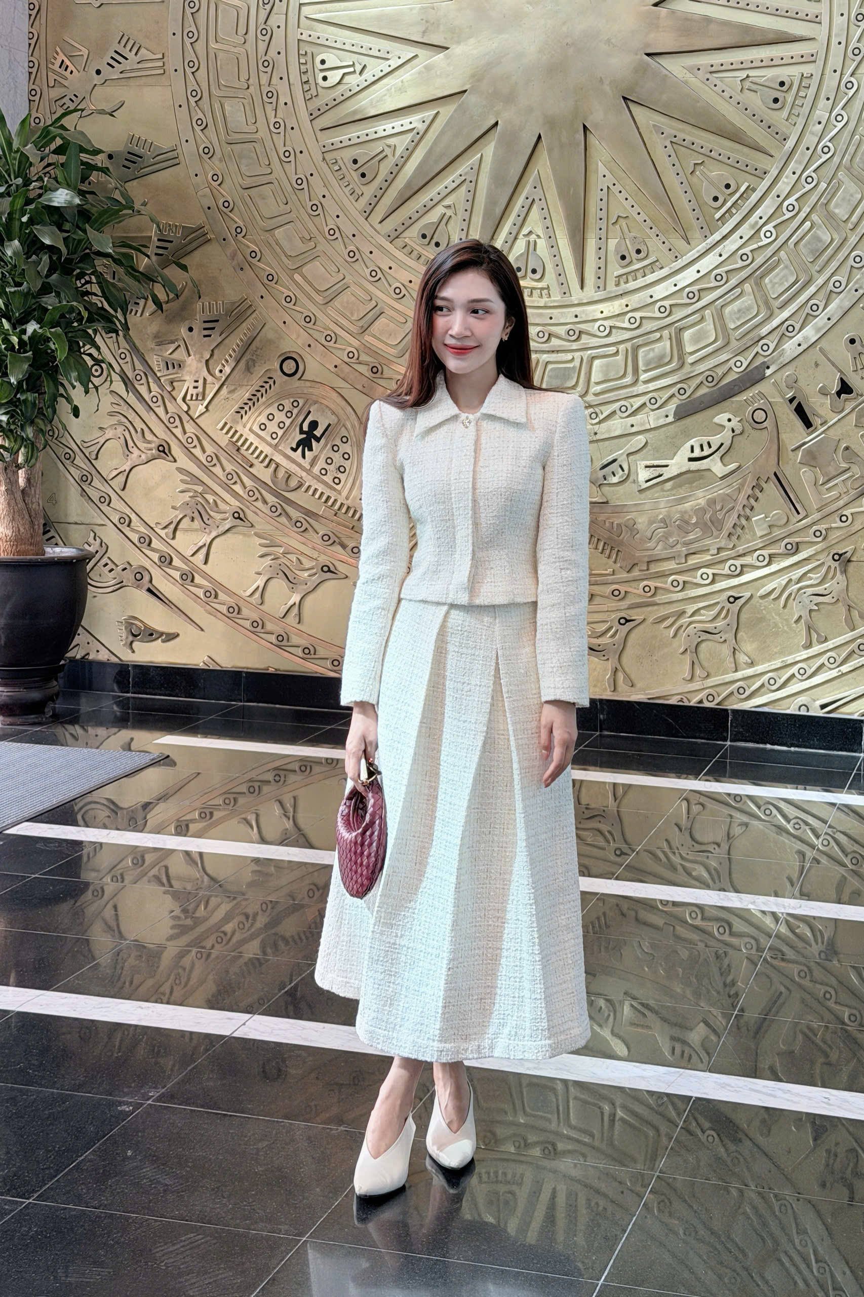 A228 - Set áo dạ trắng phối chân váy dáng dài