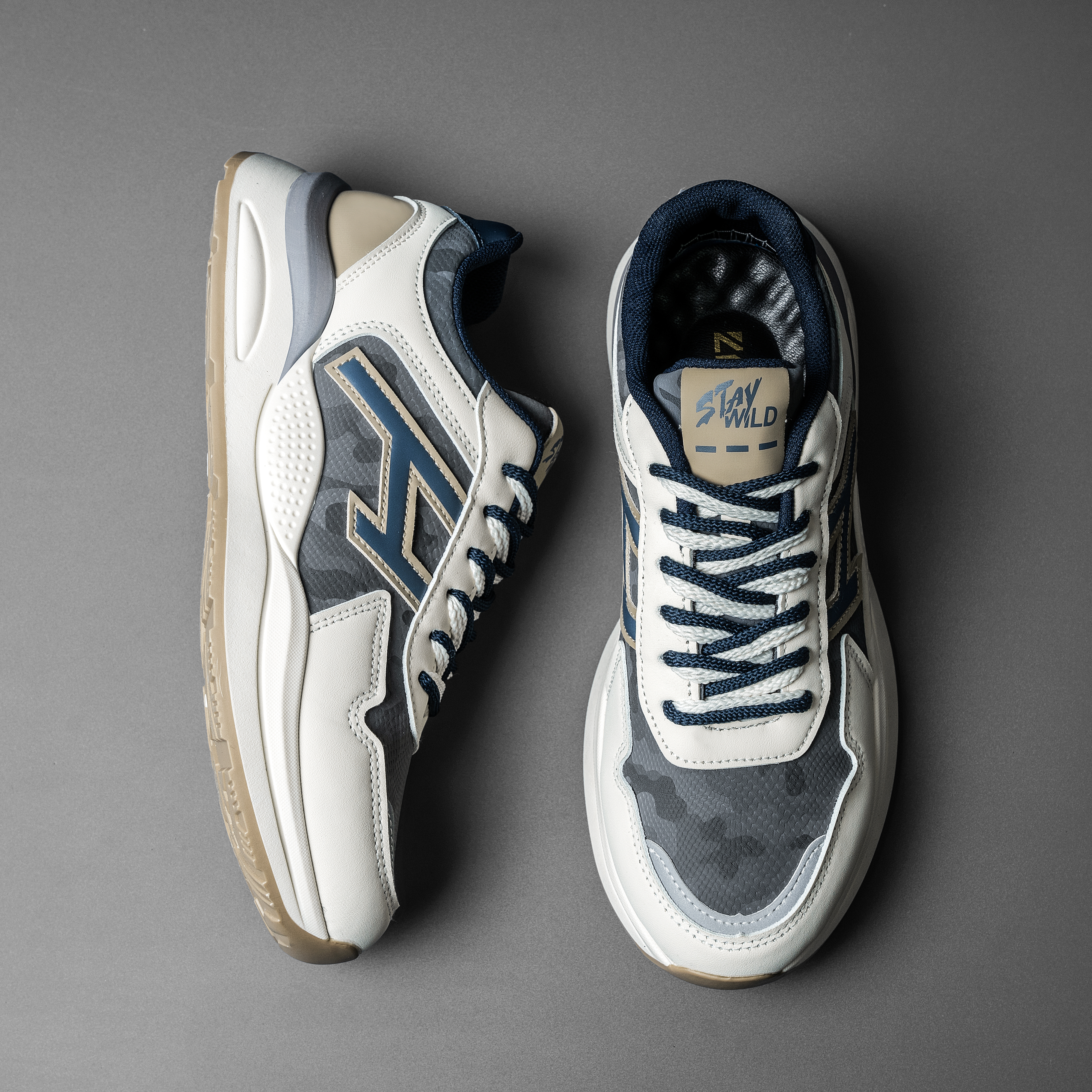 Sneaker cực chất CS094