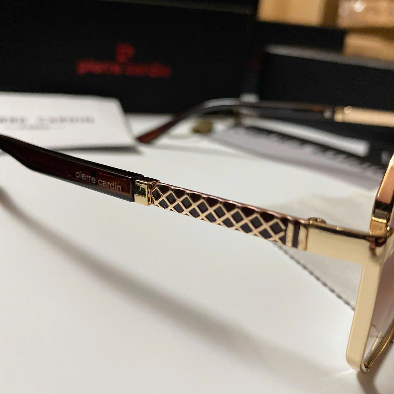 Mat Kinh Pierre_thumbnail_9