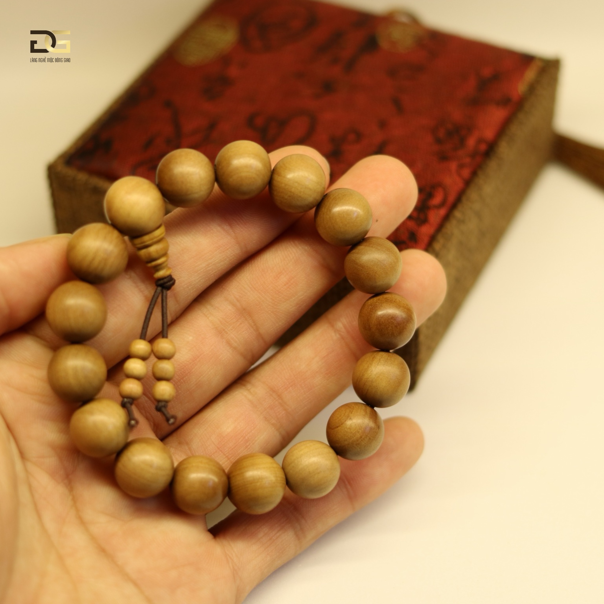 12mm (17 Hạt) Vòng Tay Đàn Hương Rừng Ấn Độ_thumbnail_5