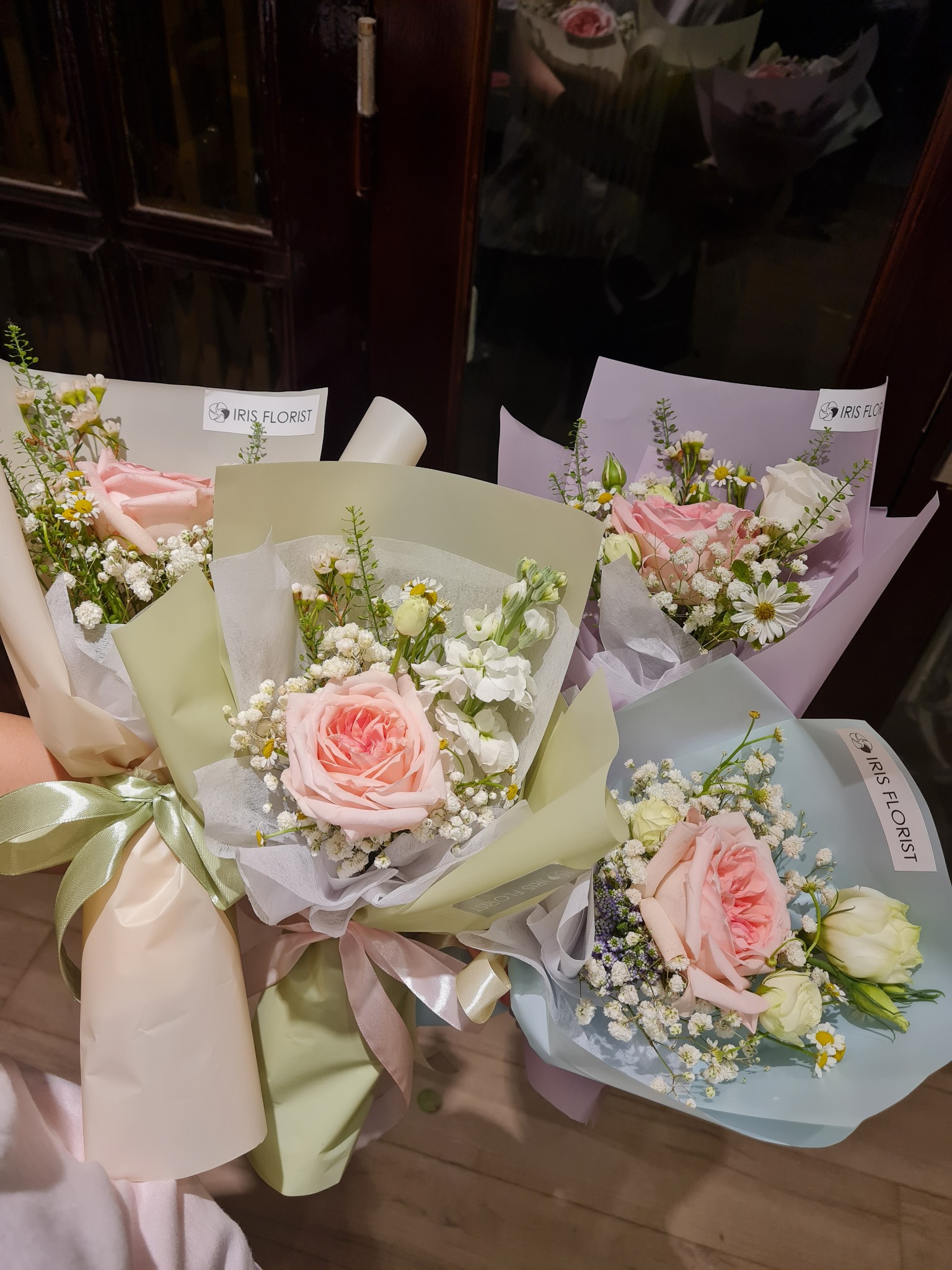 Mini Pink O'hara Bouquet mix kèm hoa