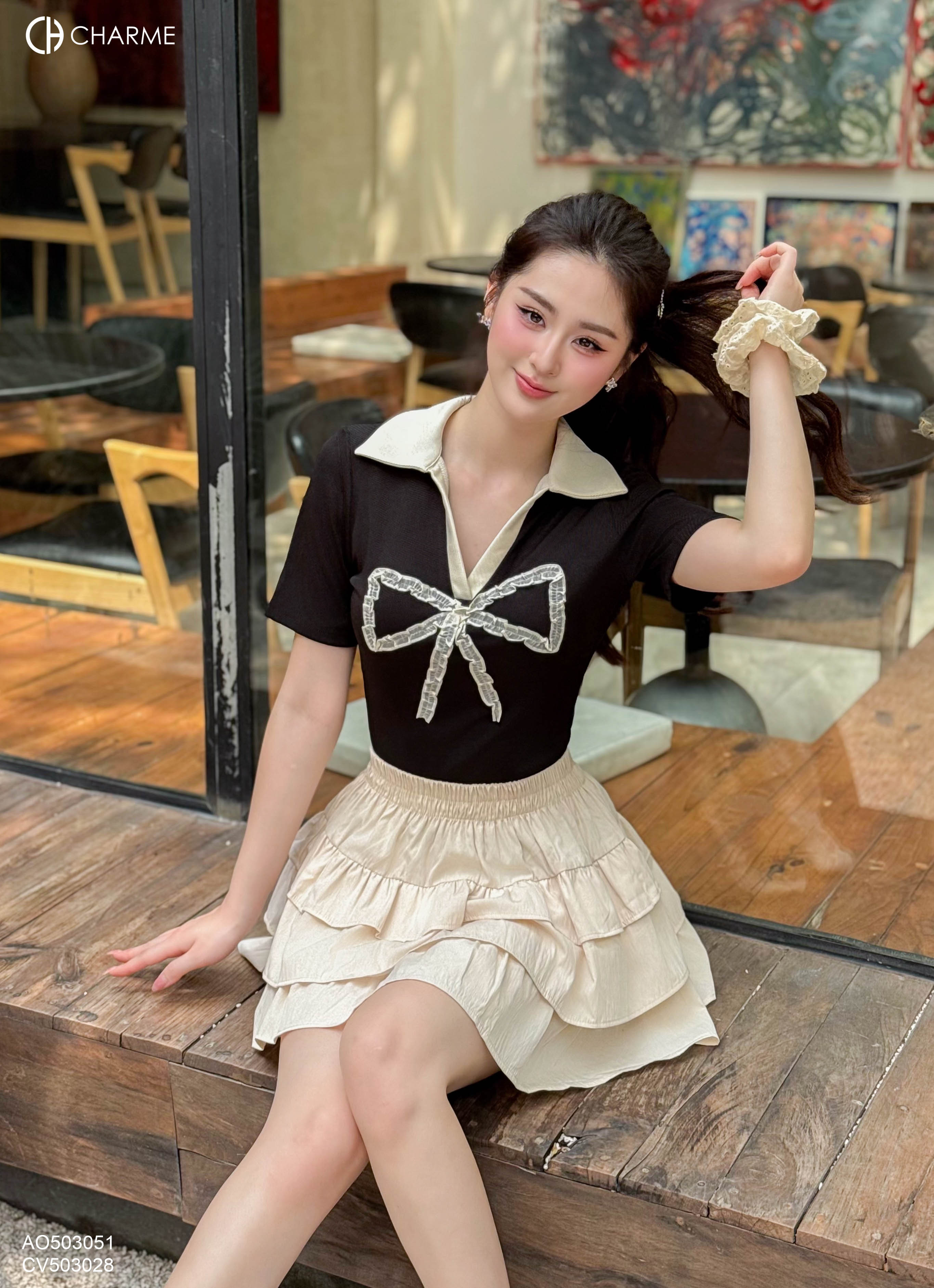 Áo cổ V phối nơ ngực_thumbnail_3