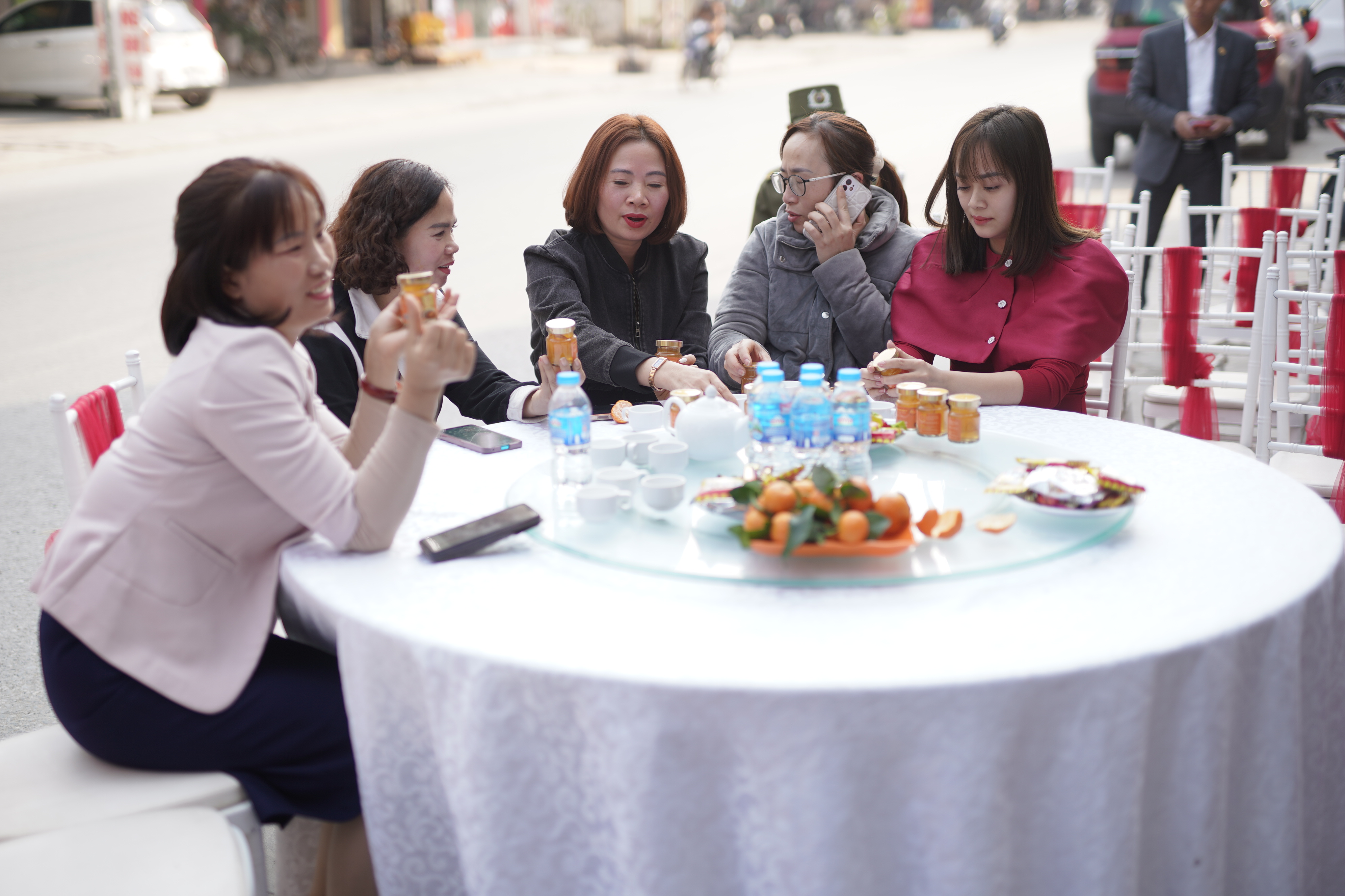 Người Tiêu Dùng Lạc Lối Giữa 