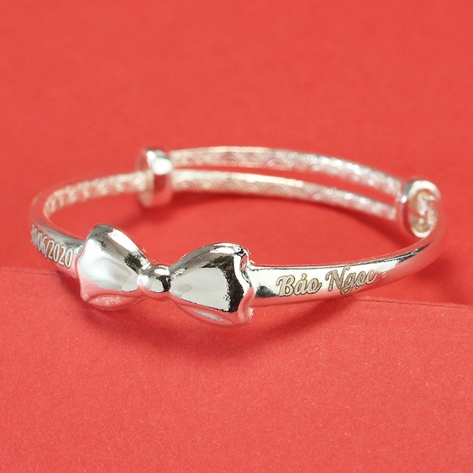 Lắc tay bạc cho bé gái hình nơ khắc tên TS0468