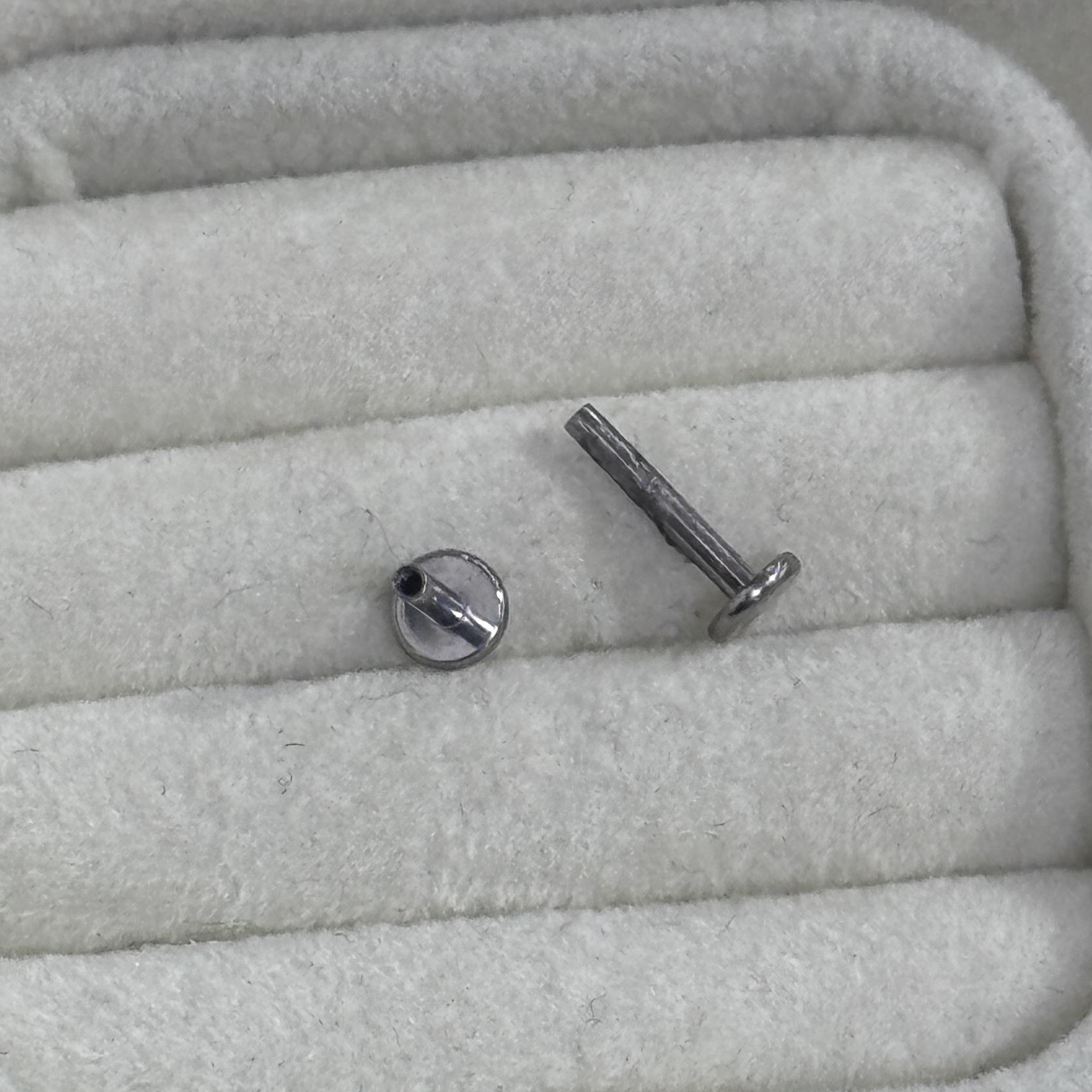 thân pin titan đít dẹt dài 8mm dày 1.2mm_thumbnail_2