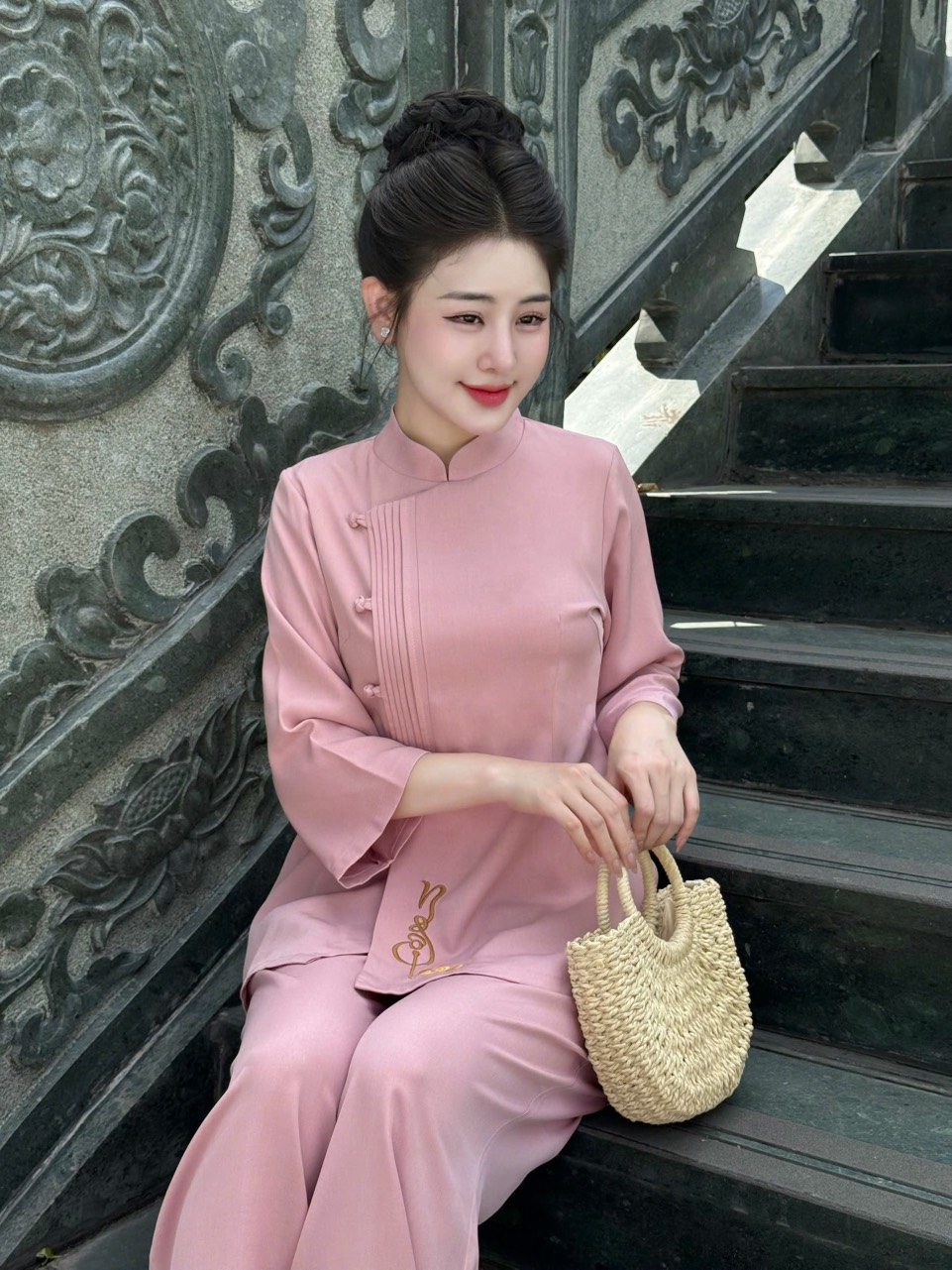 PP344 TINH NHI đồ lam thêu chữ Ngộ_thumbnail_14