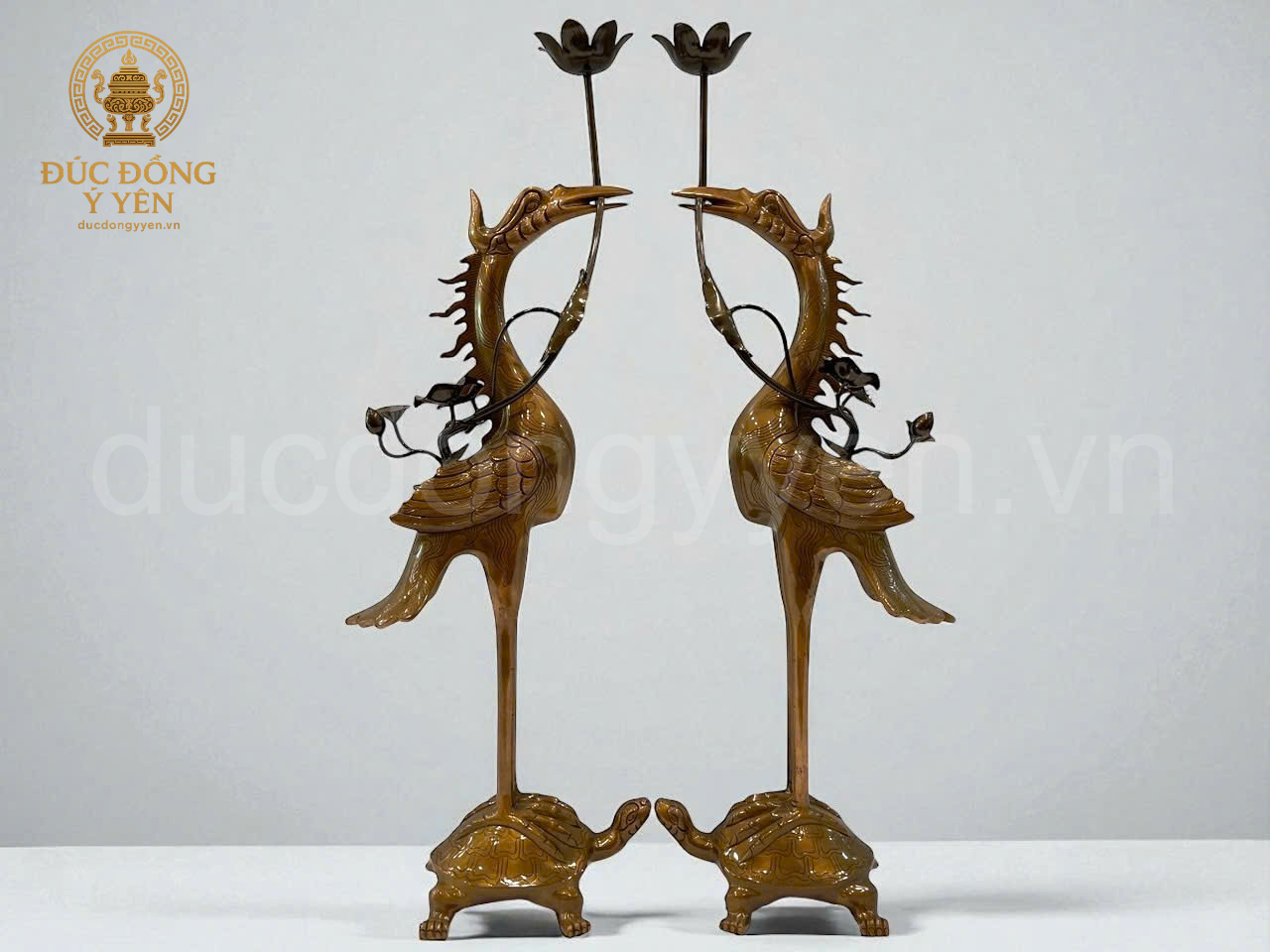 Bộ ngũ sự chạm hoa văn sòi đúc đồng đỏ_thumbnail_7