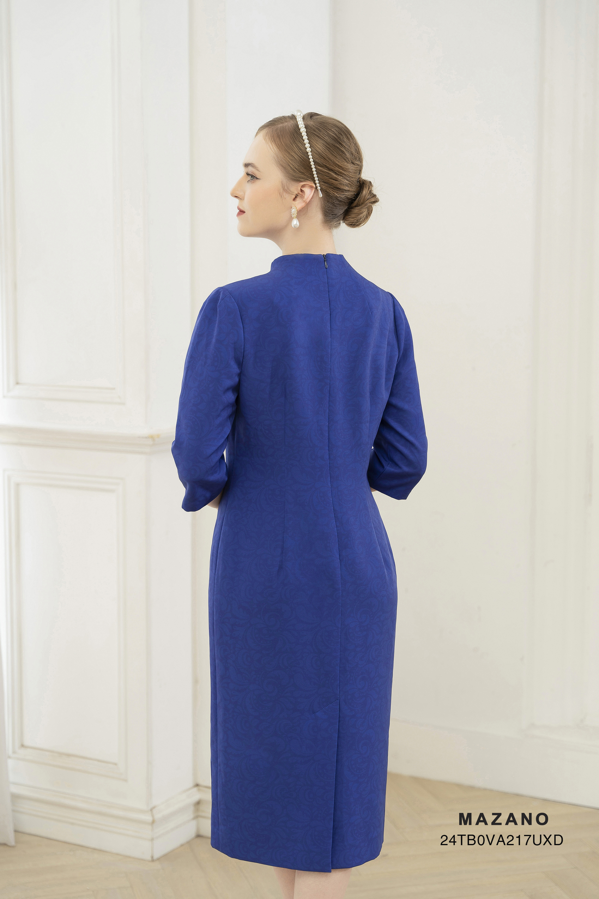 Váy Đầm suông Vải thô dày dặn in họa tiết hoa văn chìm Đính hoa cuốn Vổ V leo Tay lỡ Dài tới bắp chân_thumbnail_4