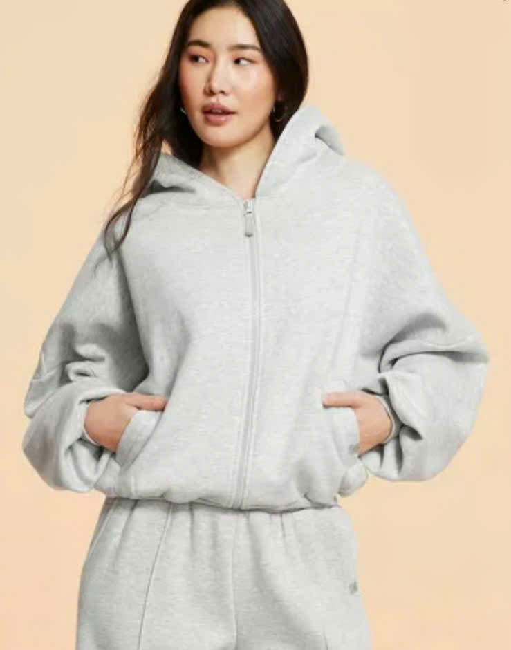 AO KHOAC LOGILATES_thumbnail_3