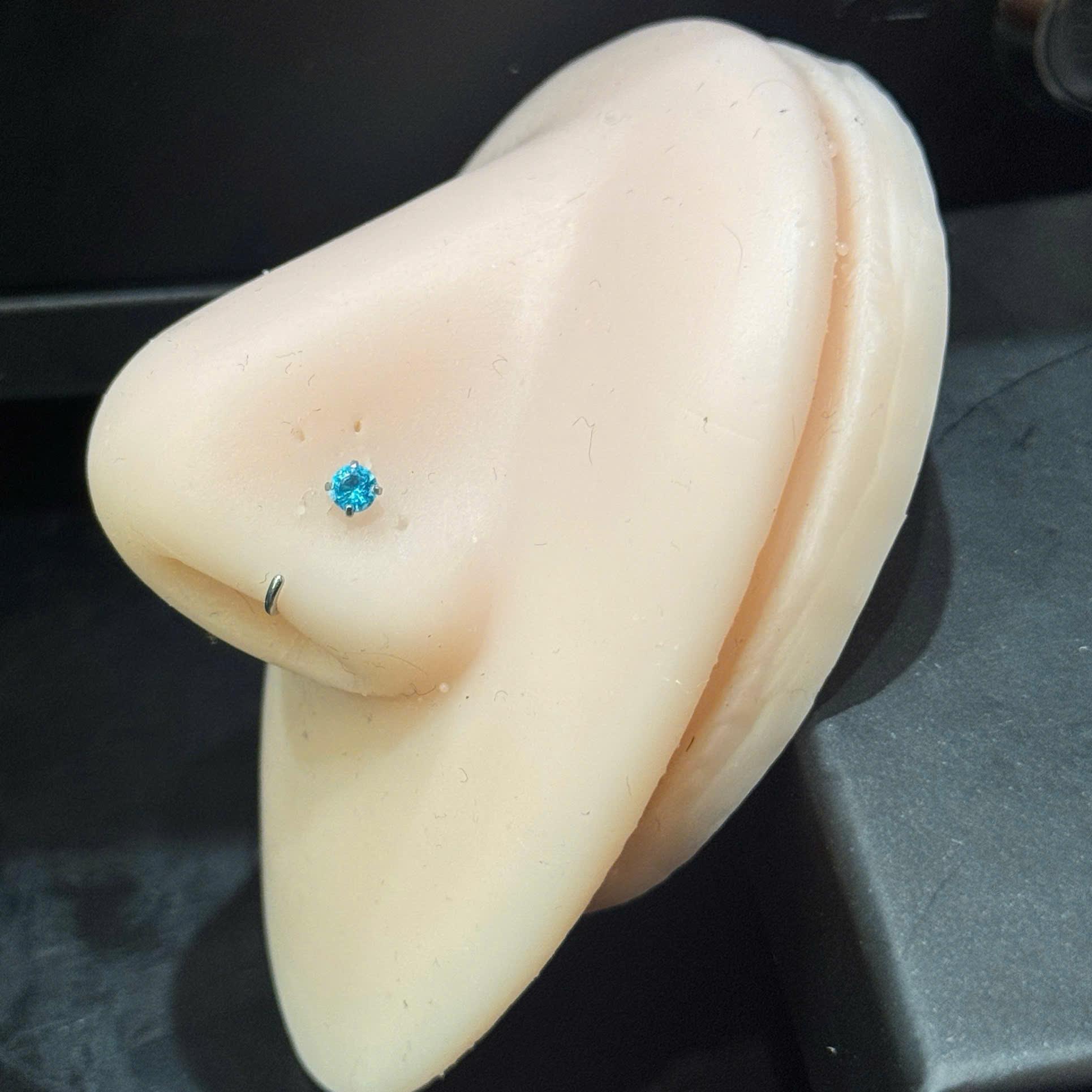 Vòng bẻ kim cương xanh biển nhạt chấu dành cho mũi._thumbnail_3