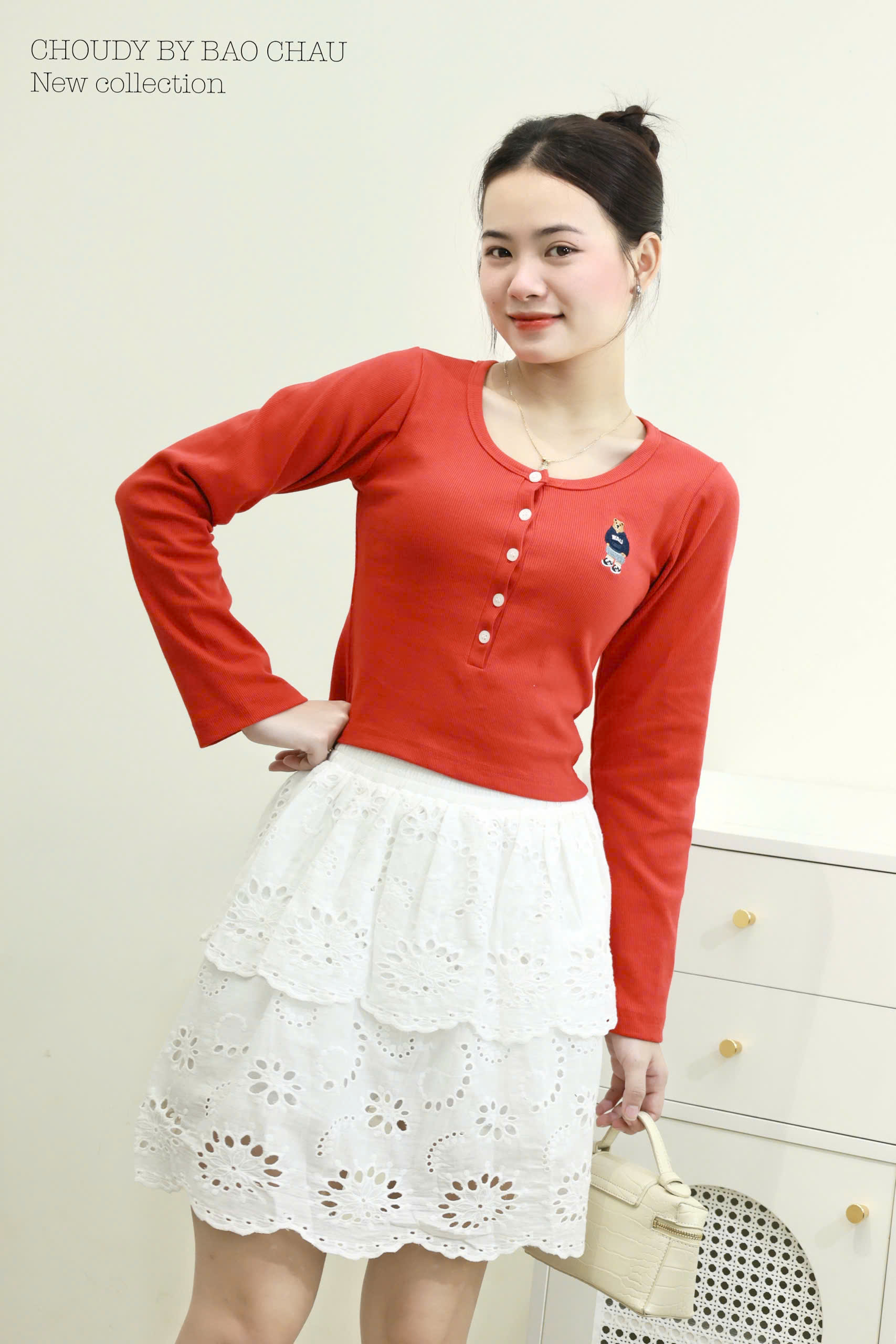 U35 CHÂN VÁY REN TRẮNG