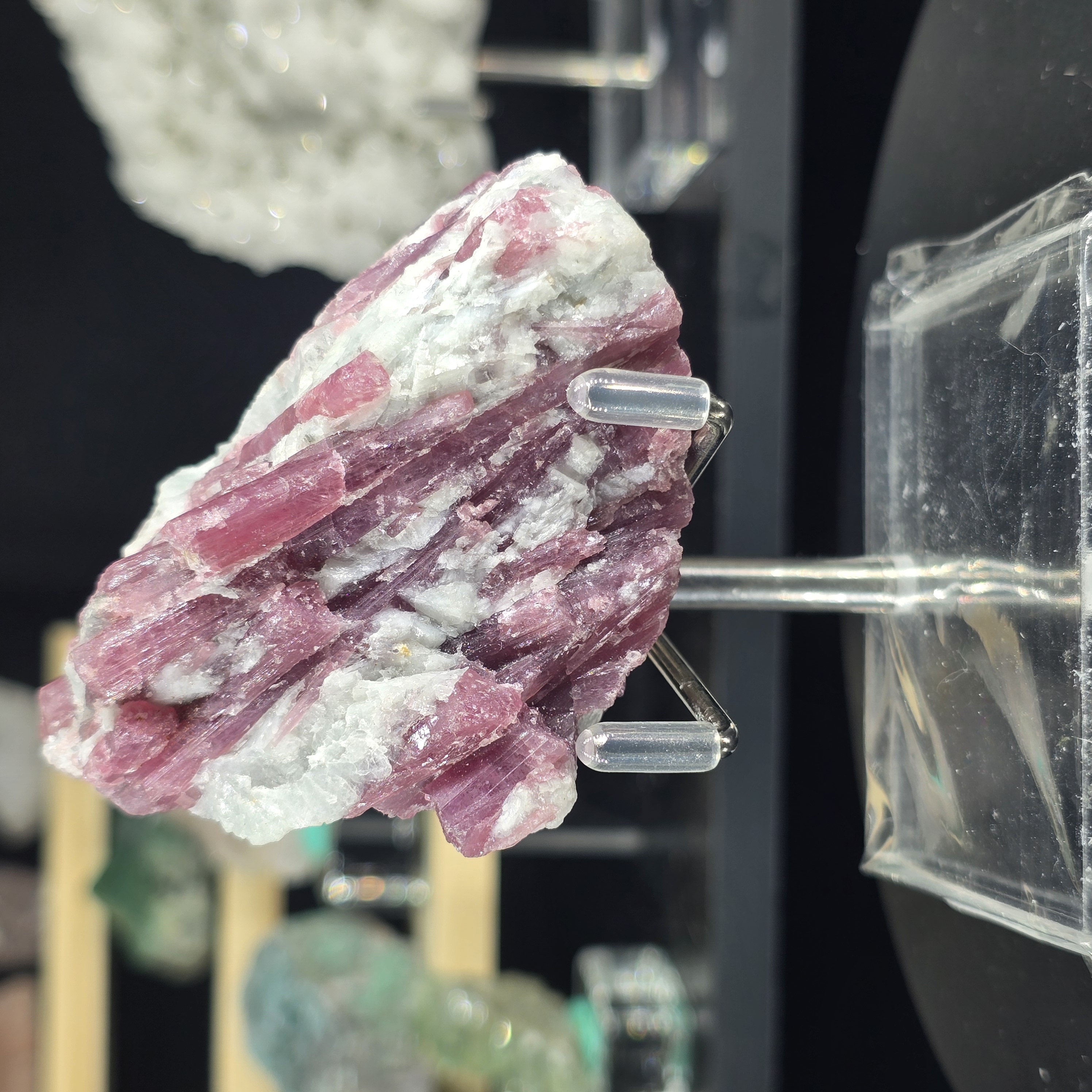 Tinh Thể Tourmaline Hồng / Rubellite Cộng Sinh Thạch Anh Trắng - Brazil