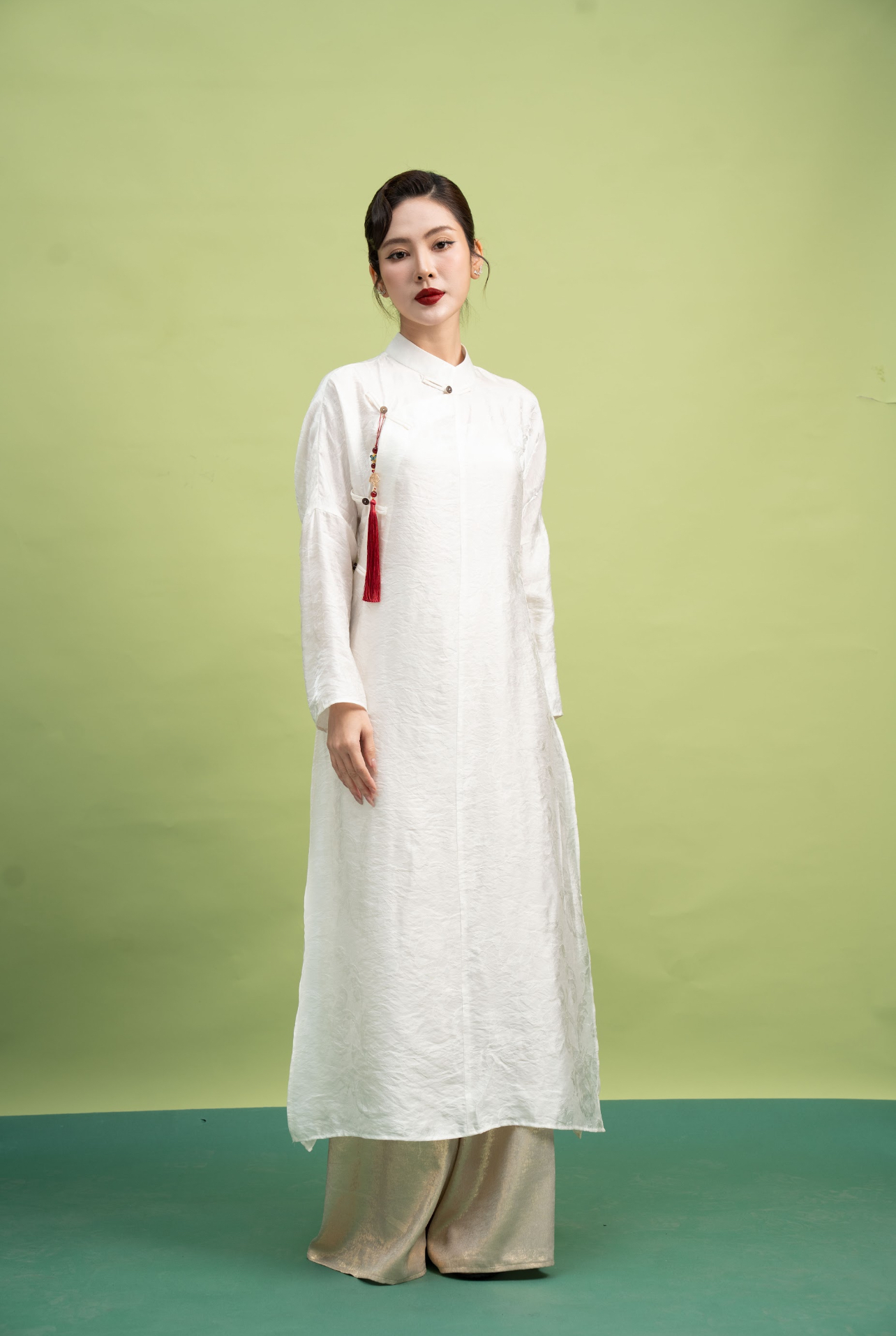 Áo dài Giao lụa Tencel trắng hiệu ứng