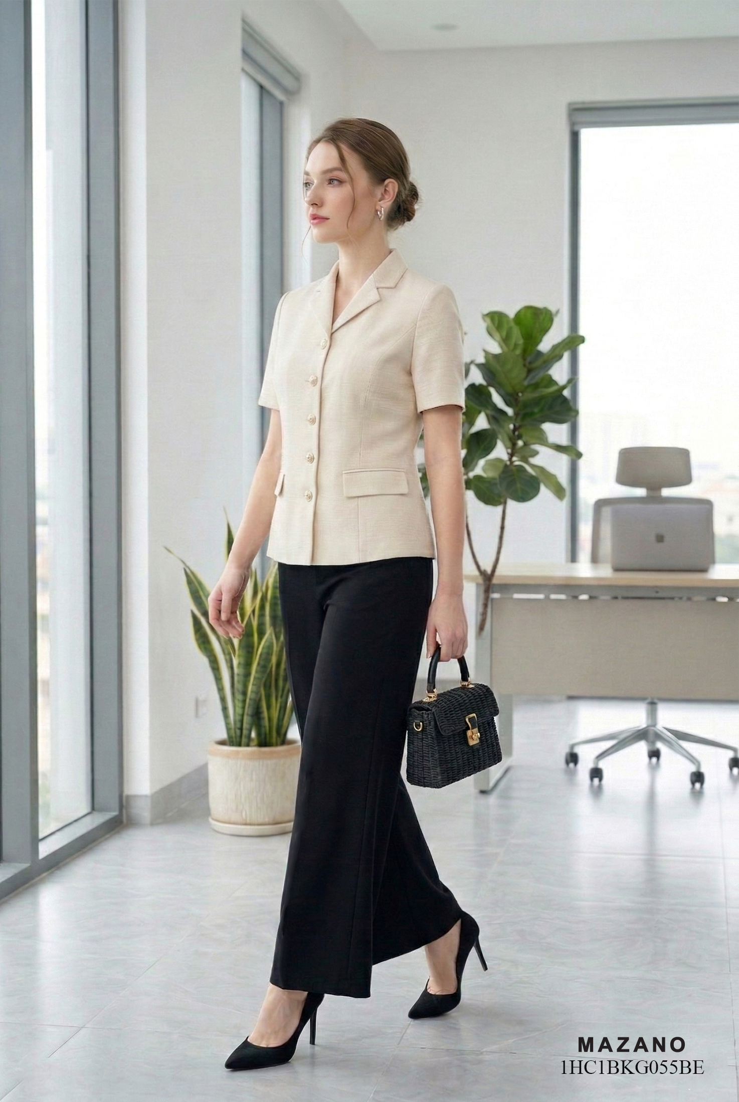 Áo ký giả vải linen màu be dáng suông gọn cổ 2 ve tay ngắn thiết kế MAZANO 1HC1BKG055BE