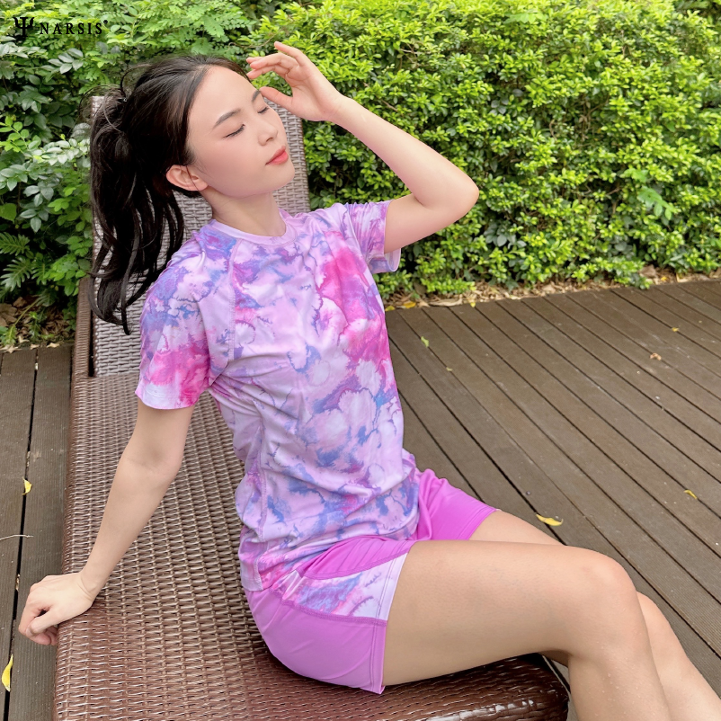 SET BỘ BƠI NỮ KÍN ĐÁO CÓ LÓT NGỰC MÀU TÍM VẢI PE CO GIÃN 4 CHIỀU A23004 NARSIS CHẤT LIỆU THOÁNG M...