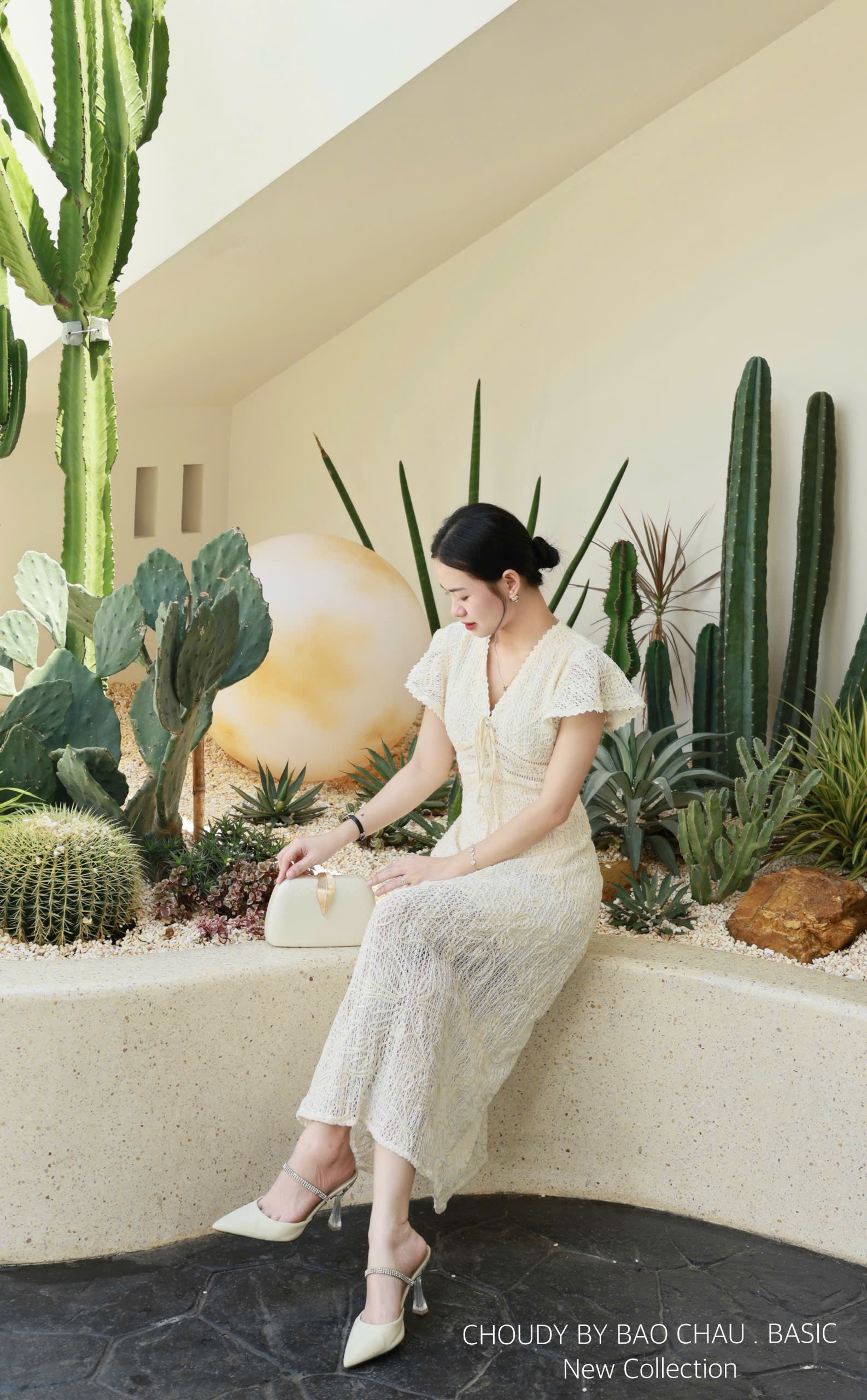 SALE U235 ĐẦM REN KEM_thumbnail_6