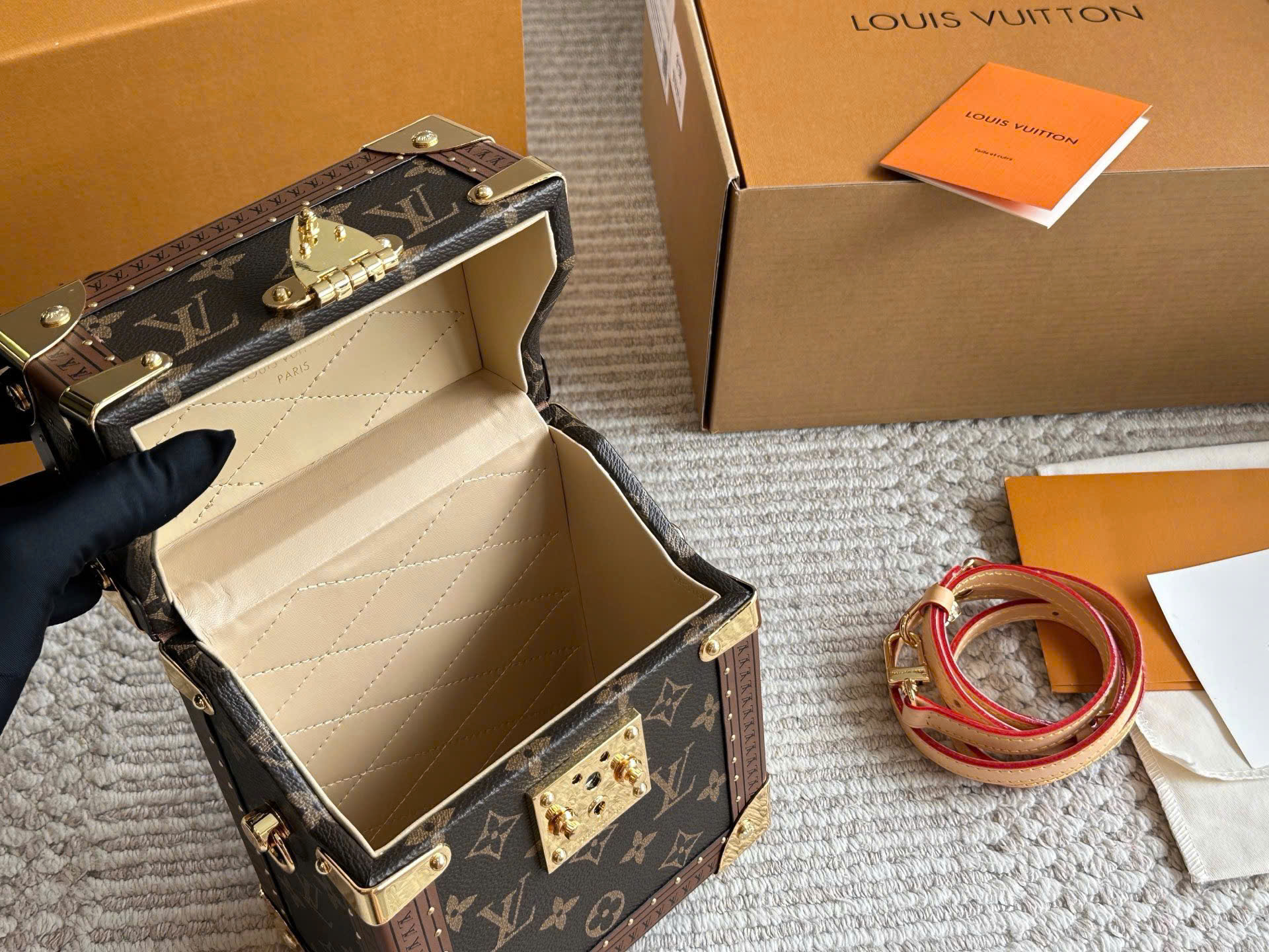 ✅ Lv camera box Nguyên bản 🔥🔥_thumbnail_6