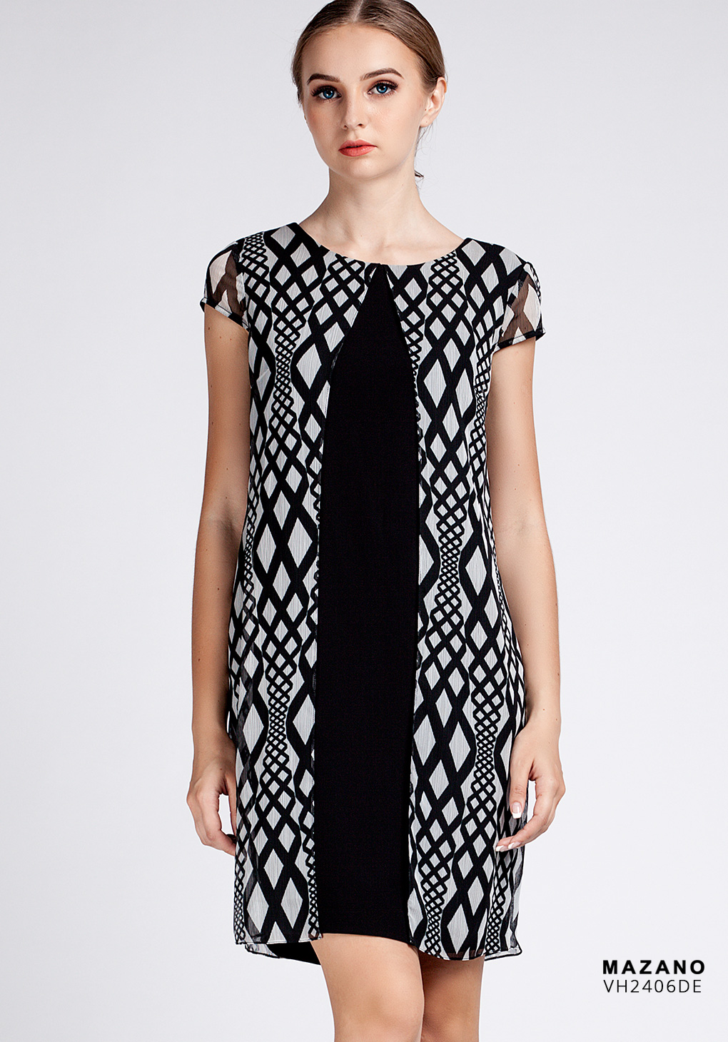 Váy suông phủ họa tiết ziczac