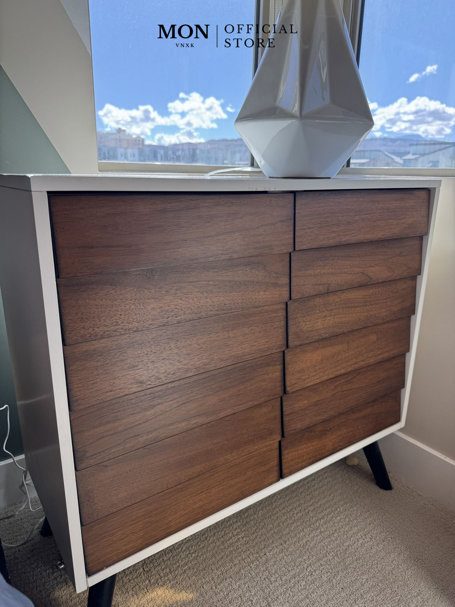 TỦ NGANG 2 CÁNH ROOMS TO GO IDA PARK BROWN ACCENT CABINET_thumbnail_3