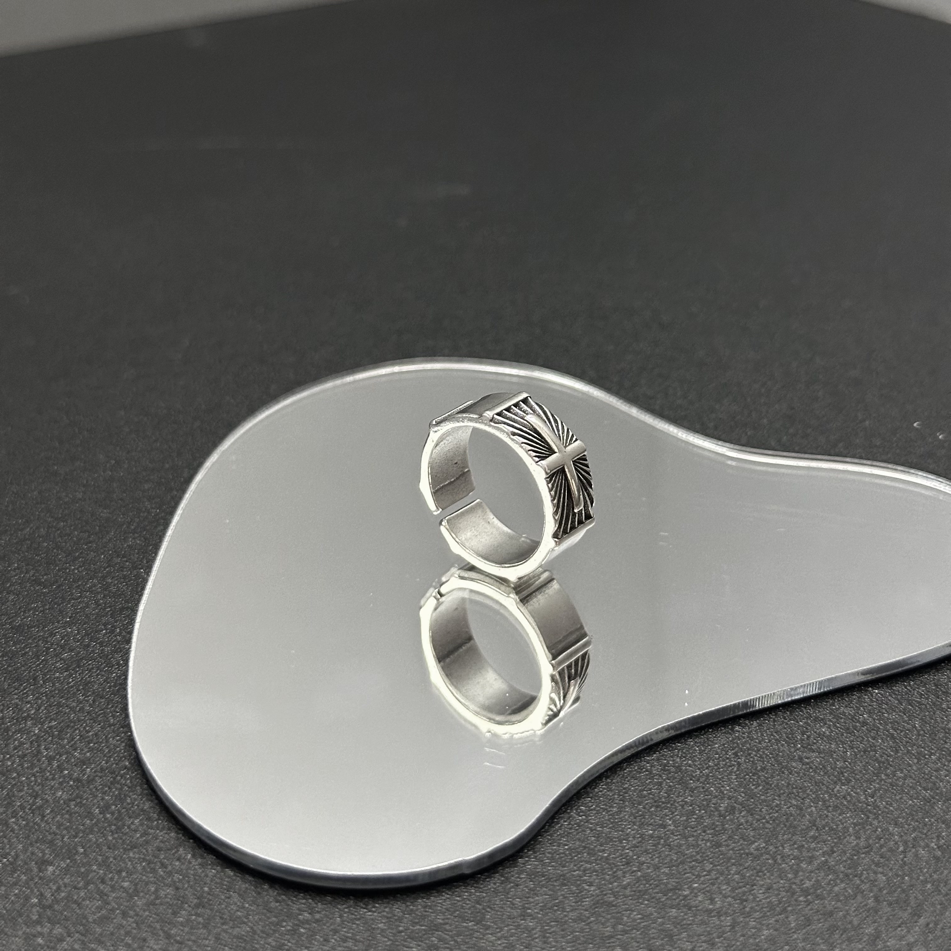 Thập Tự Nhẫn_thumbnail_2