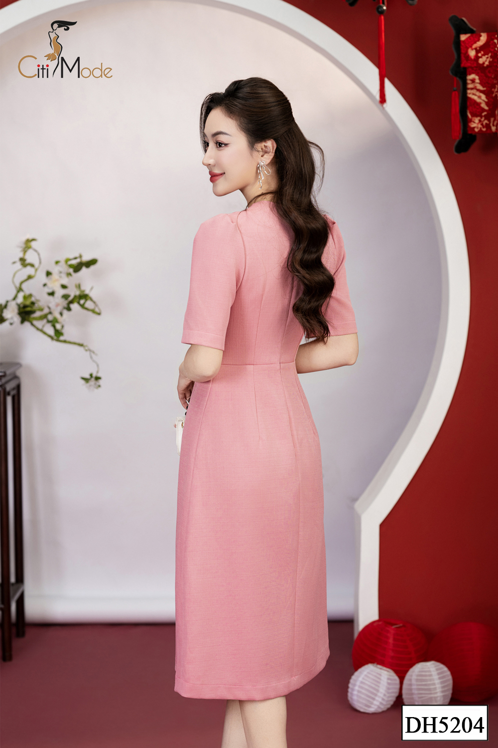 Đầm A hồng cổ vuông phối nơ ngực_thumbnail_1