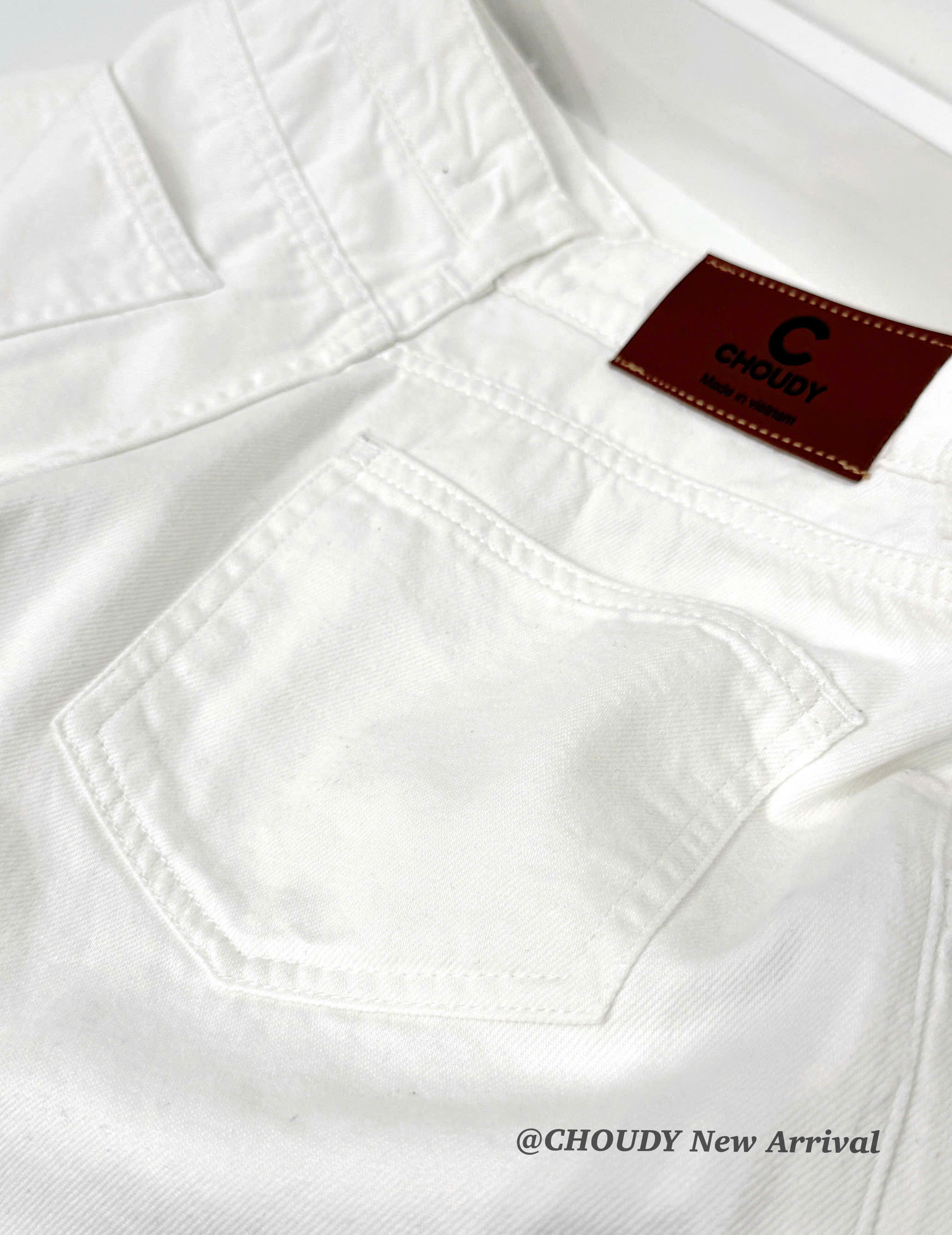 U652 QUẦN SHORT JEAN TRẮNG_thumbnail_2