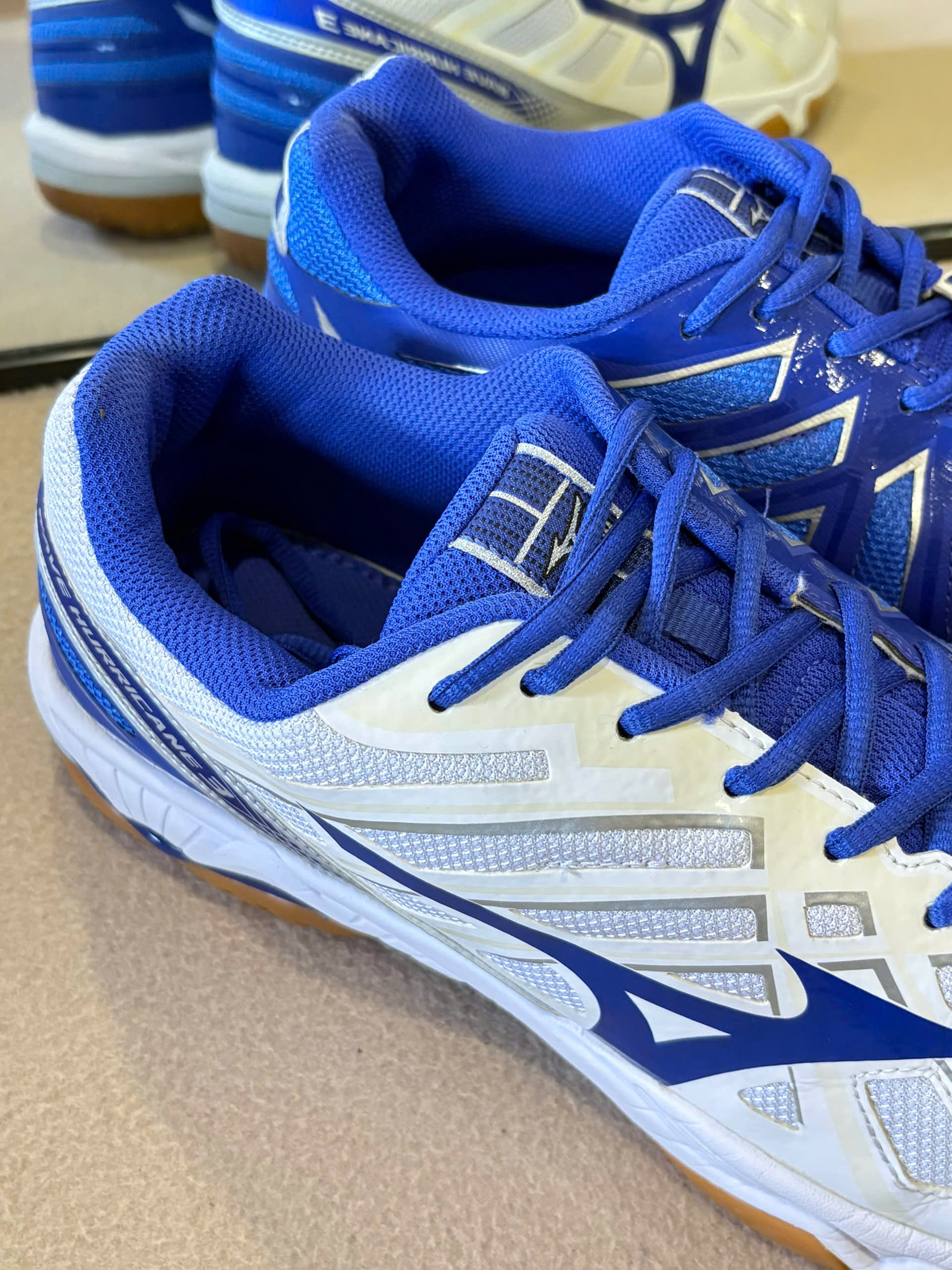 Mizuno Wave Hurricane 3 Volleyball Shoes V1GB174022 - White/Blue_thumbnail_3