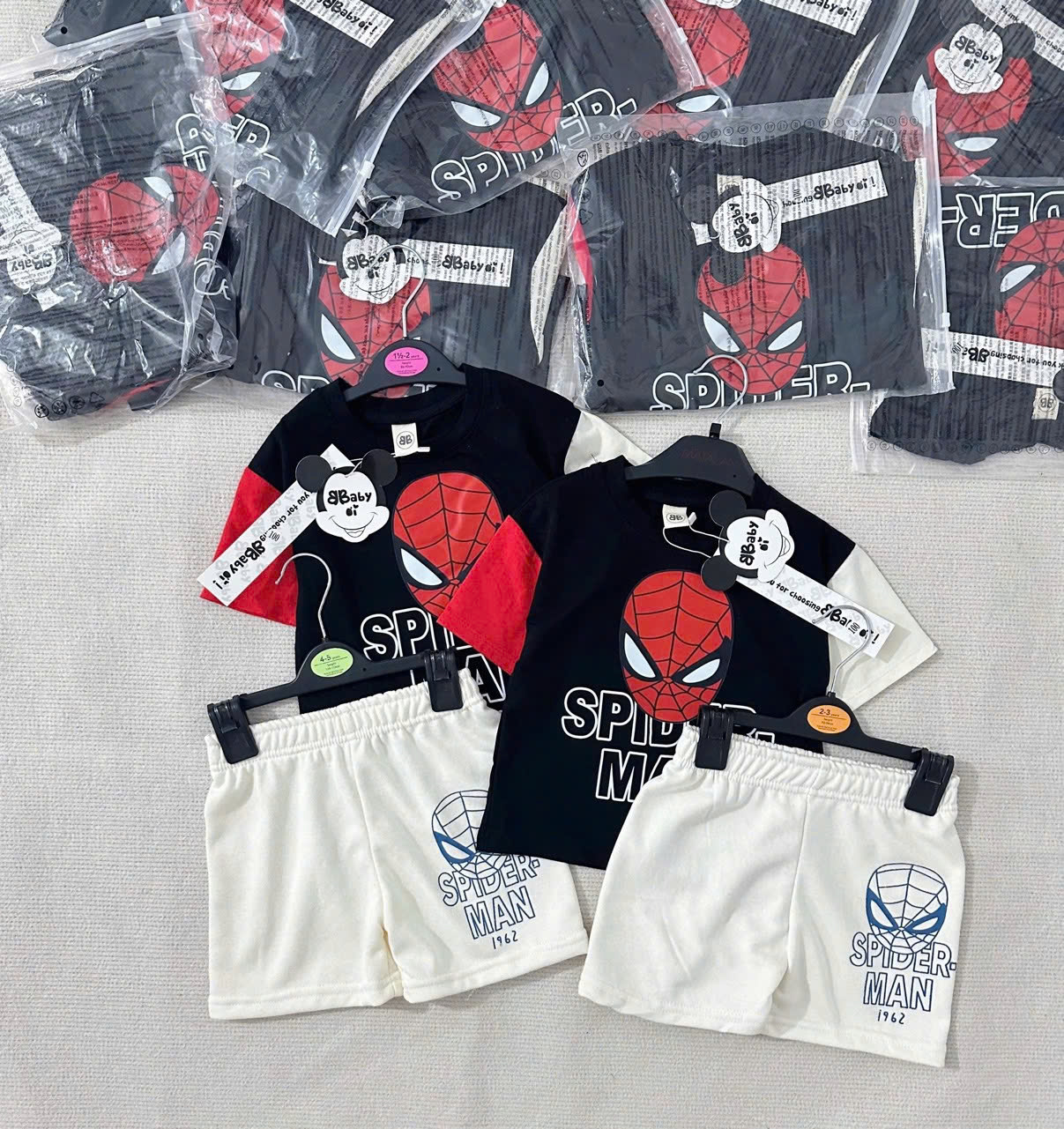 D55 BỘ CỘC NHỆN MẶT ĐỎ SPIDER MAN PHỐI TAY- A117.1488