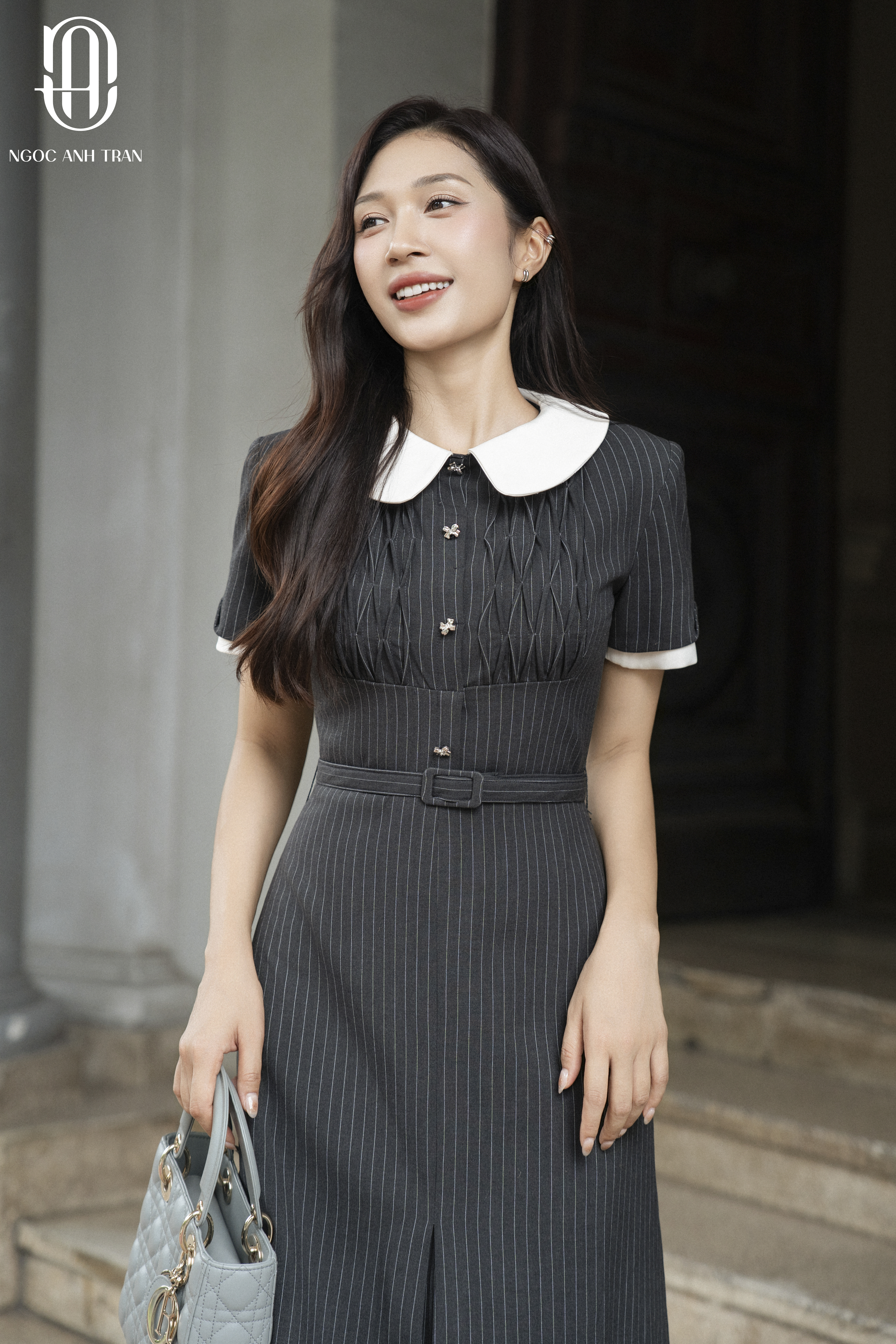 D133 - Đầm ô trám màu xám tro