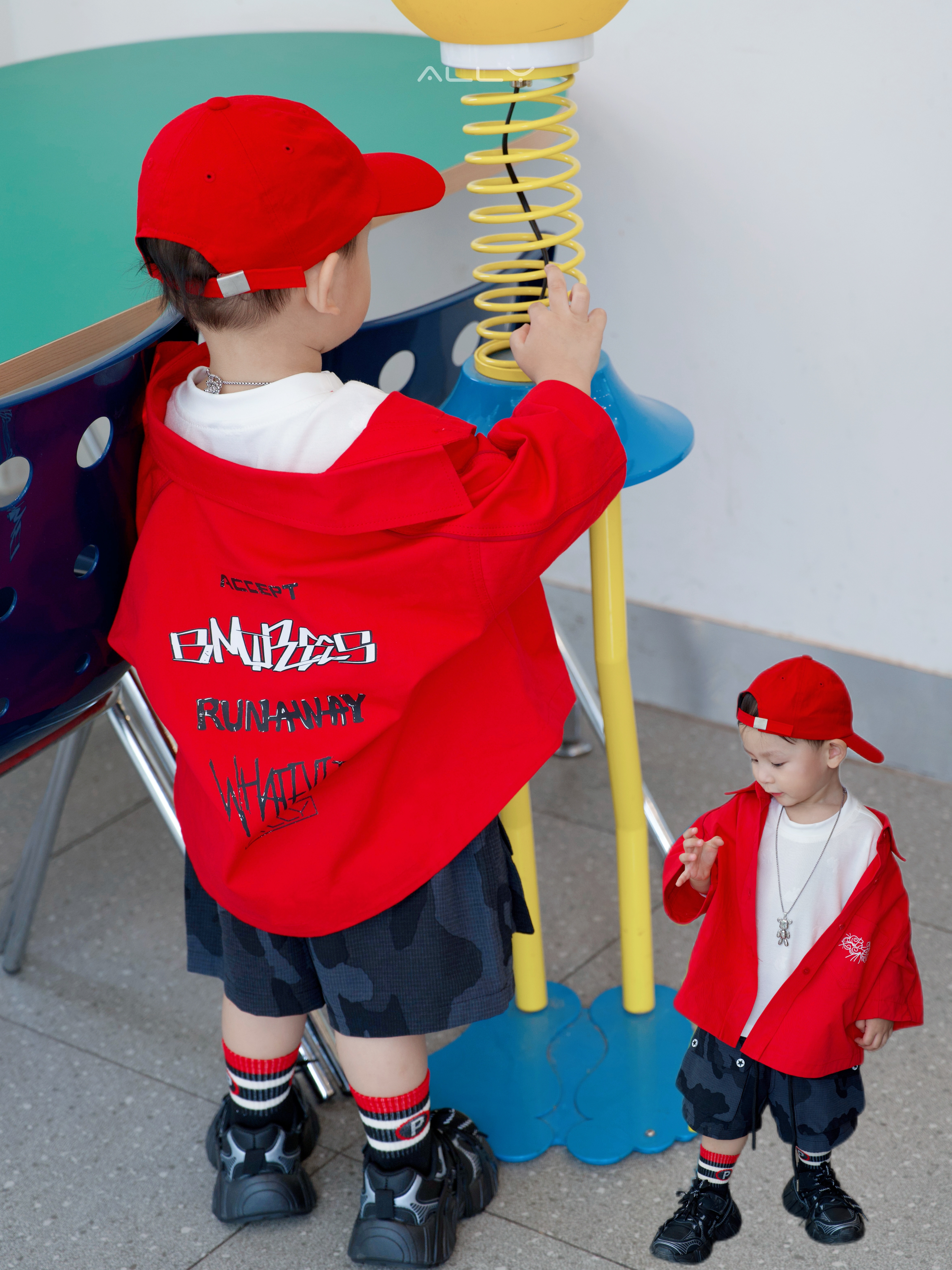 Áo sơ mi đỏ kaki sợi cotton- năng động, cá tính