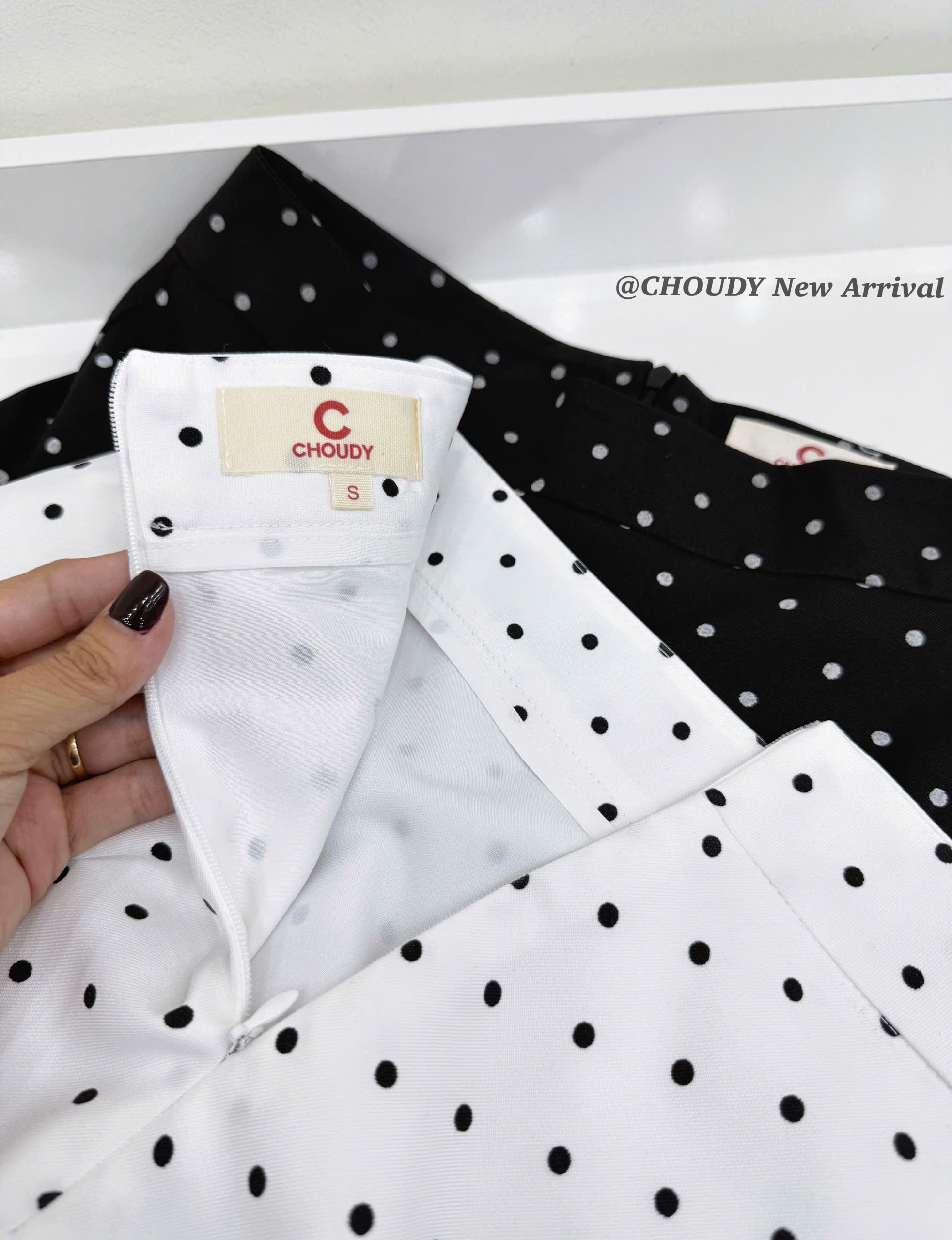 U659 CHÂN VÁY CHẤM BI 2 MÀU_thumbnail_6