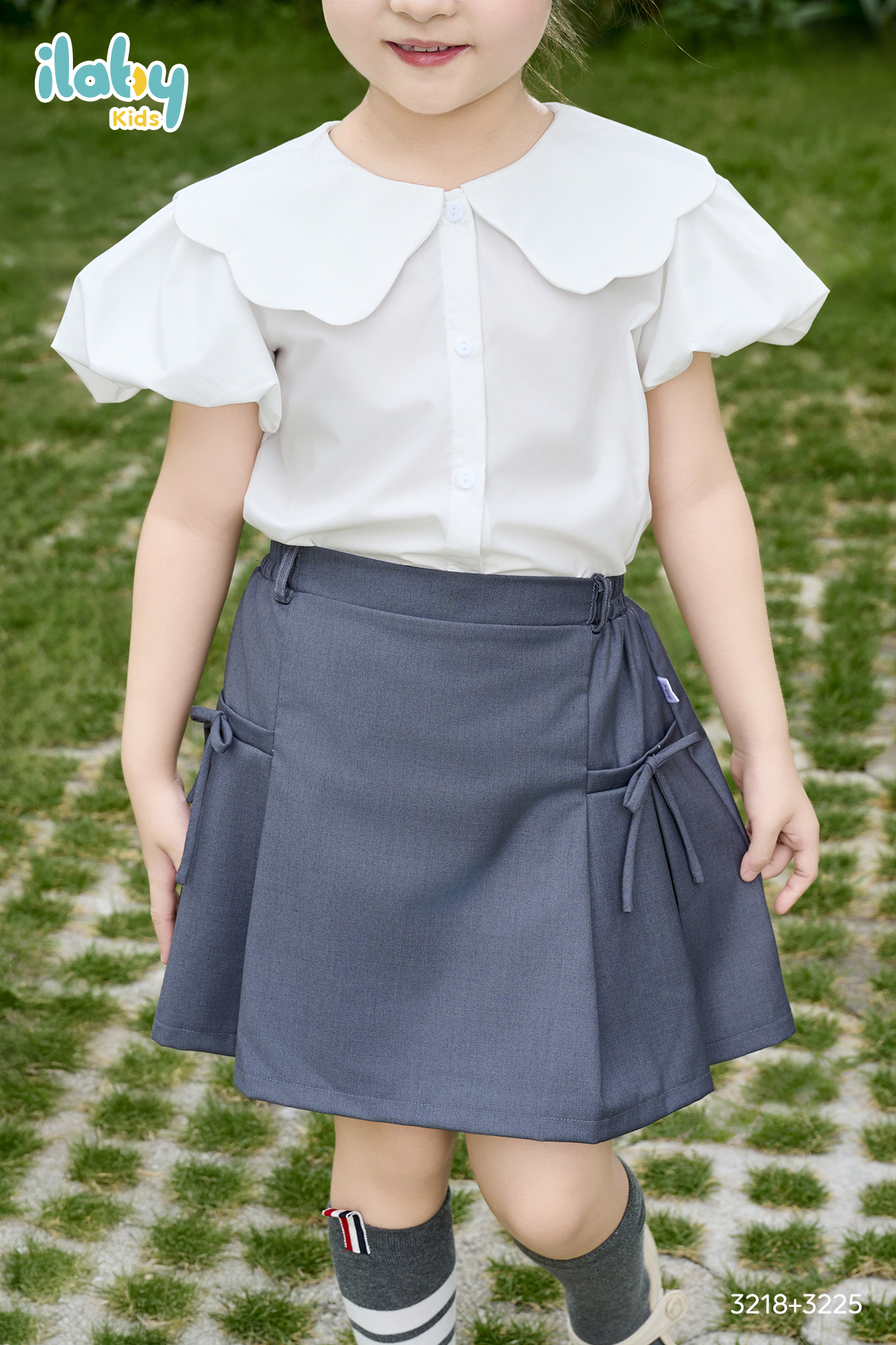 Áo cổ sen lượn tay bí phồng