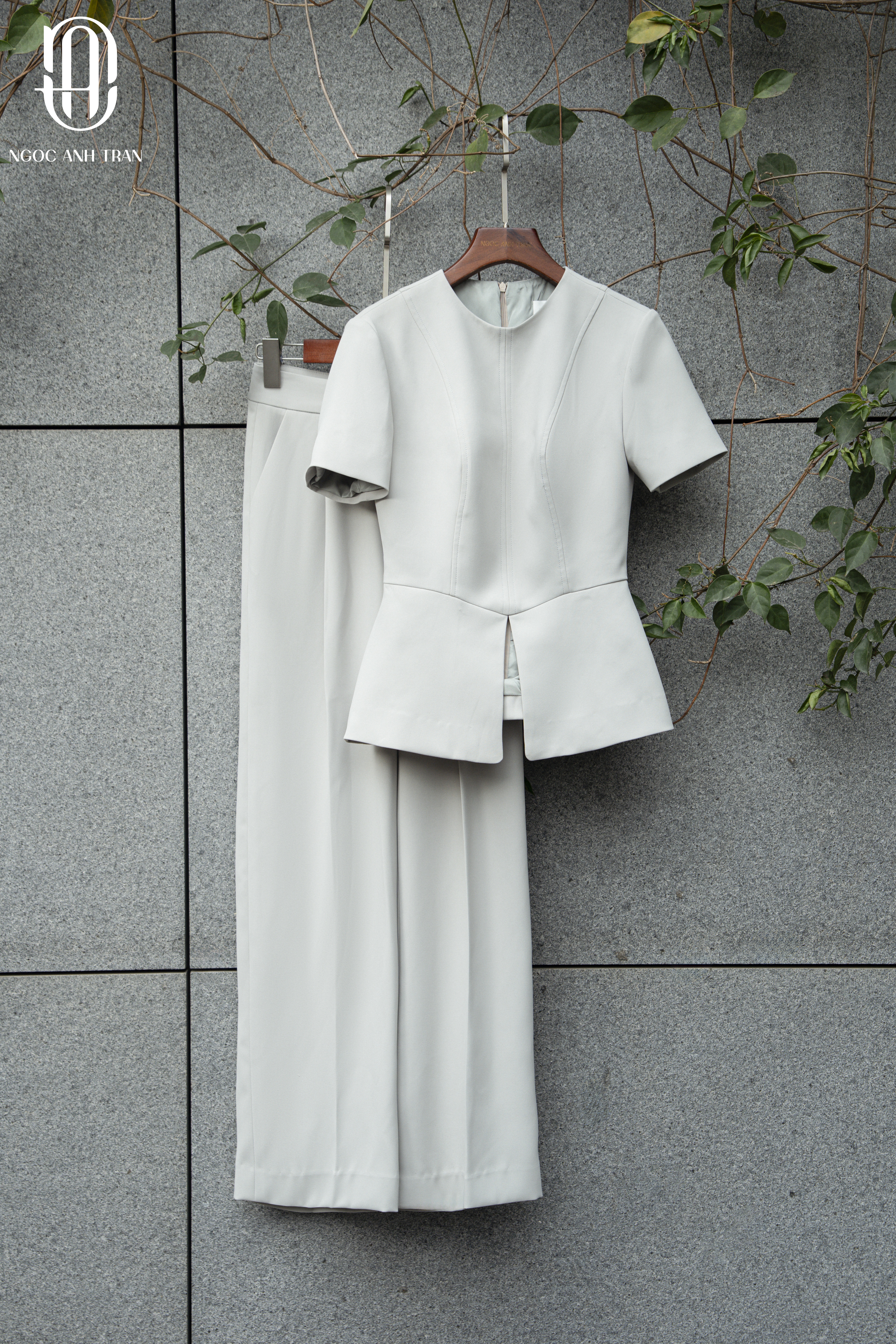 A162 - Set áo peplum quần suông màu xanh ghi