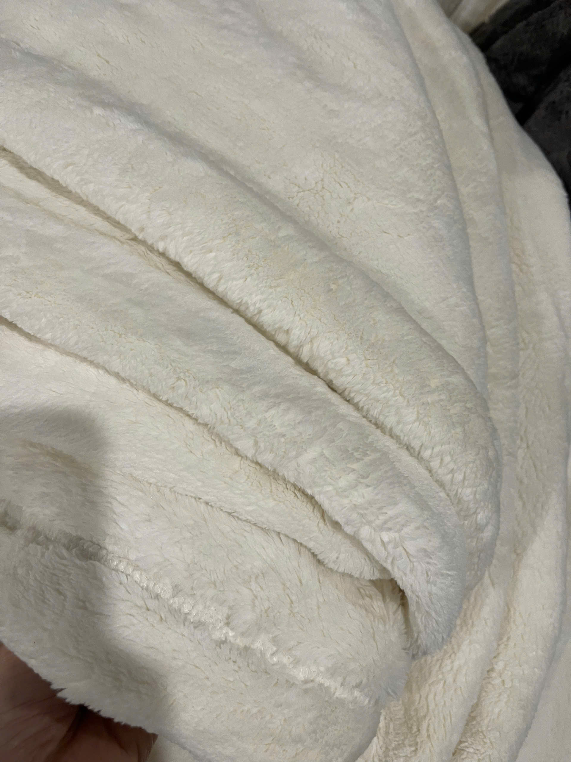 Chăn lông mịn ( BE )_thumbnail_6