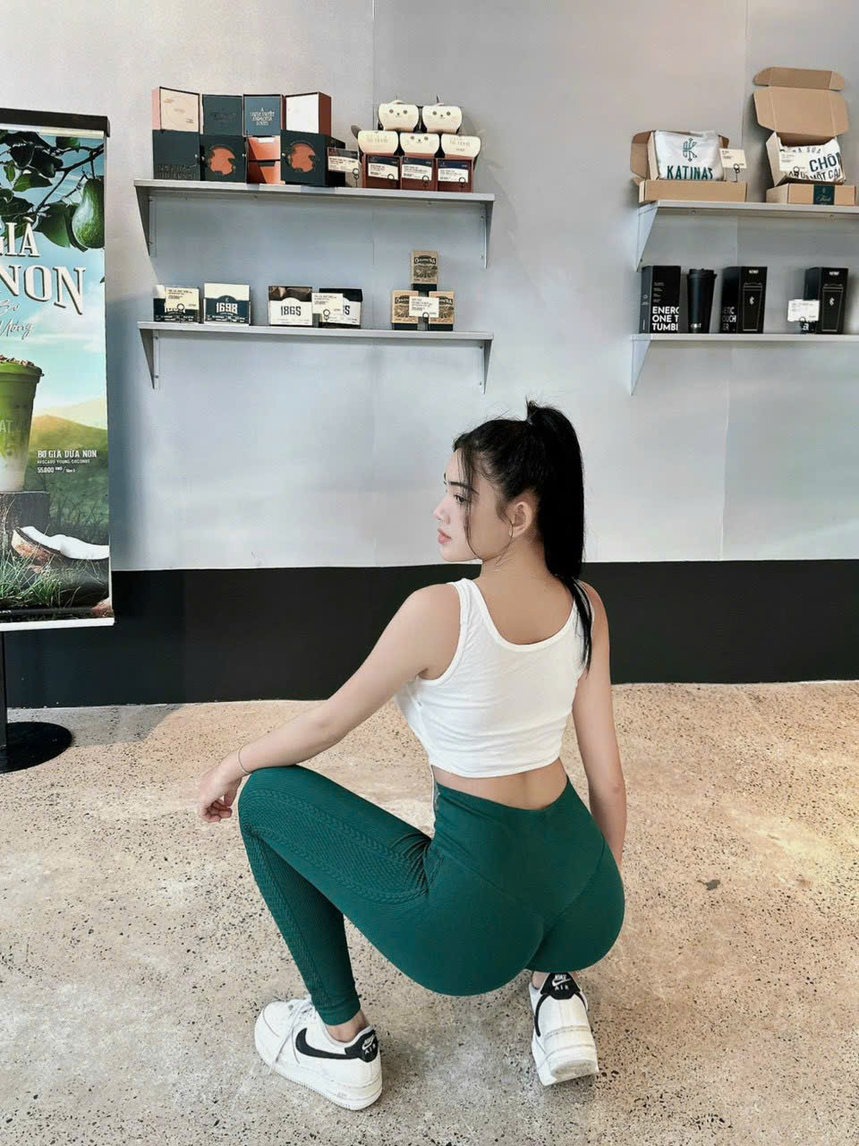 Áo Croptop Thể Thao Nữ Phối Khoen_thumbnail_15